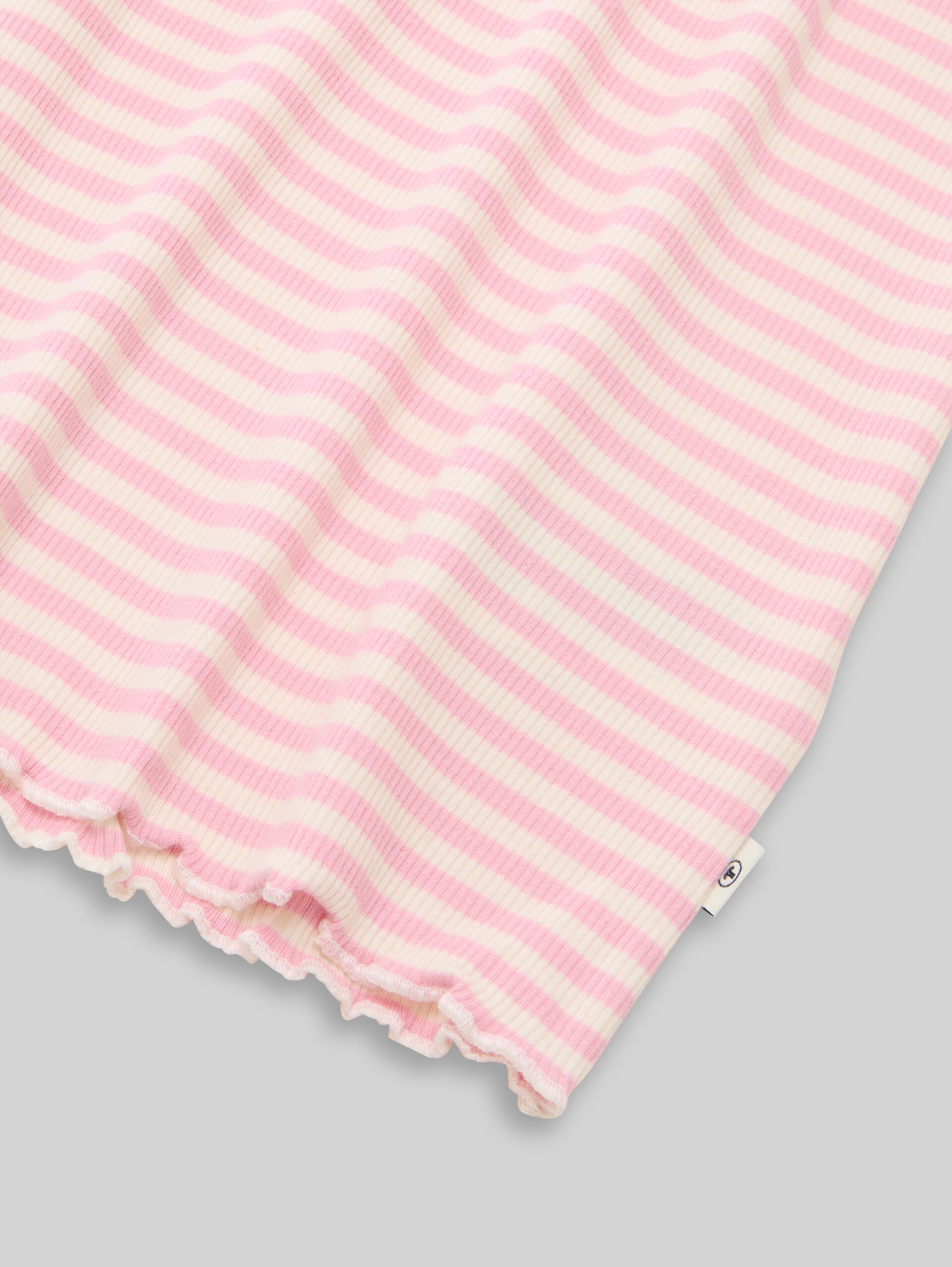 Cropped ribbed T-shirt - pink white stripe - Detail model view