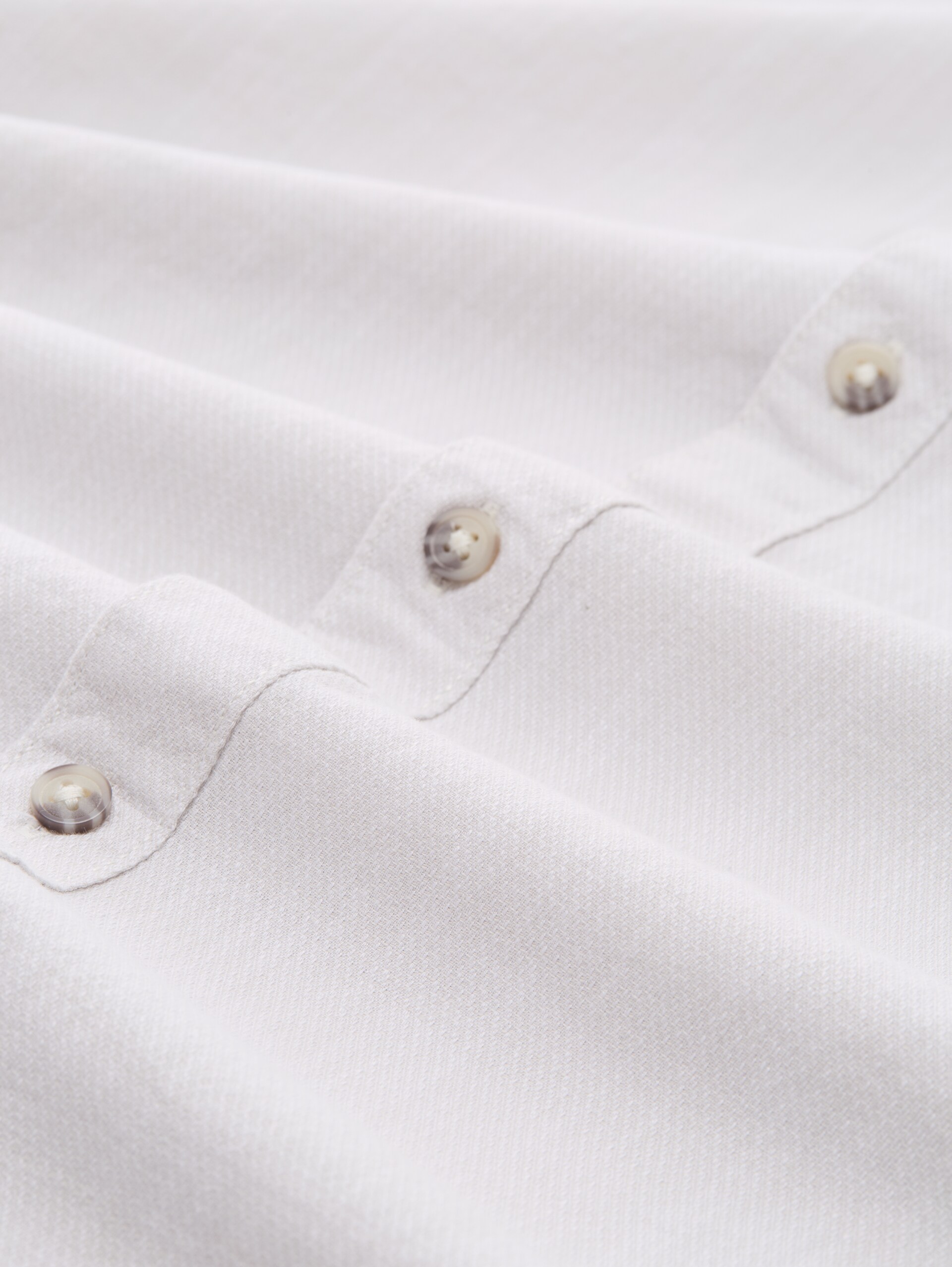Regular fit shirt with breast pocket - chalk grey white structure - Material view