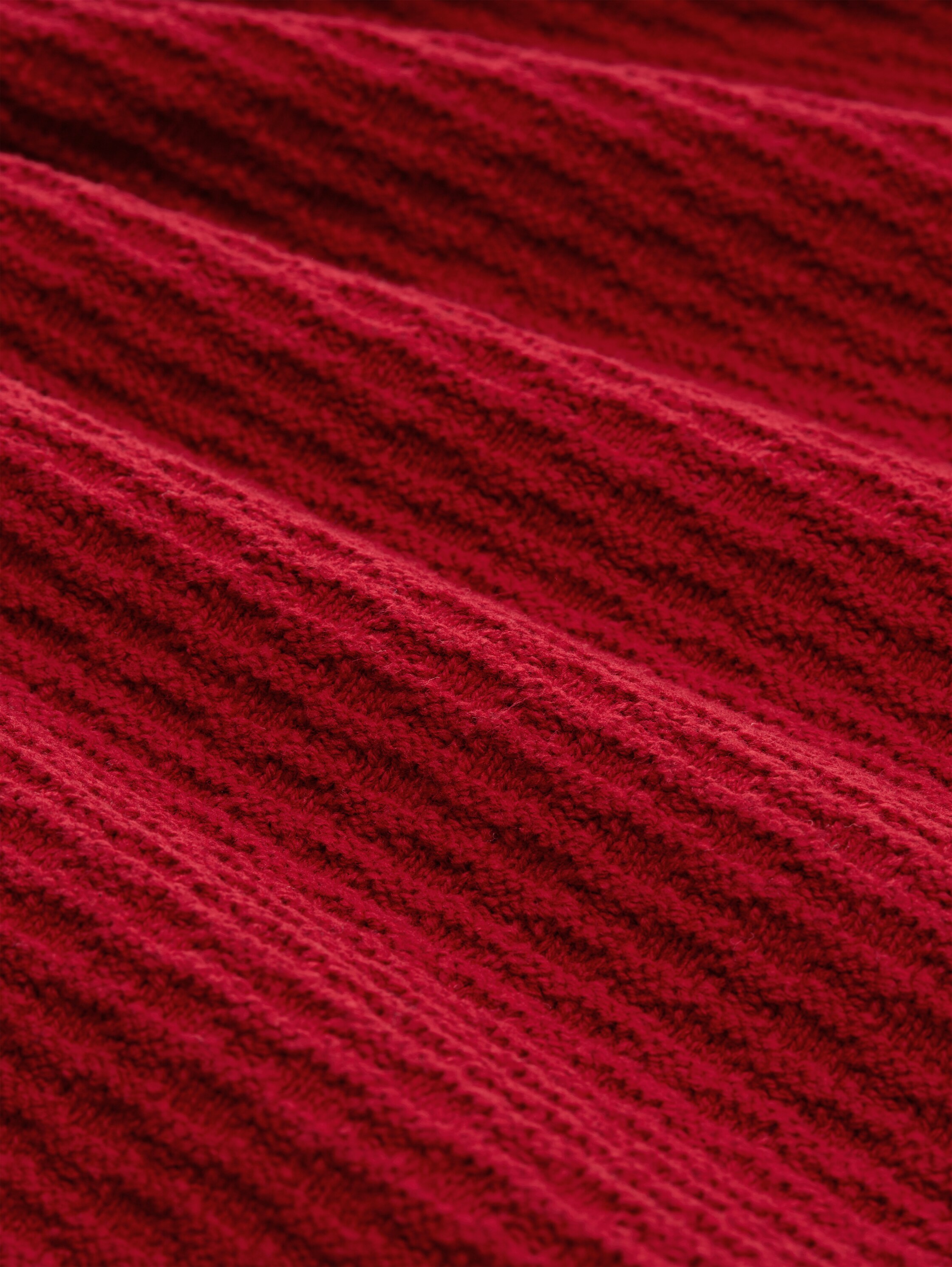 Plus size – knitted jumper with round neckline - coach_red - 