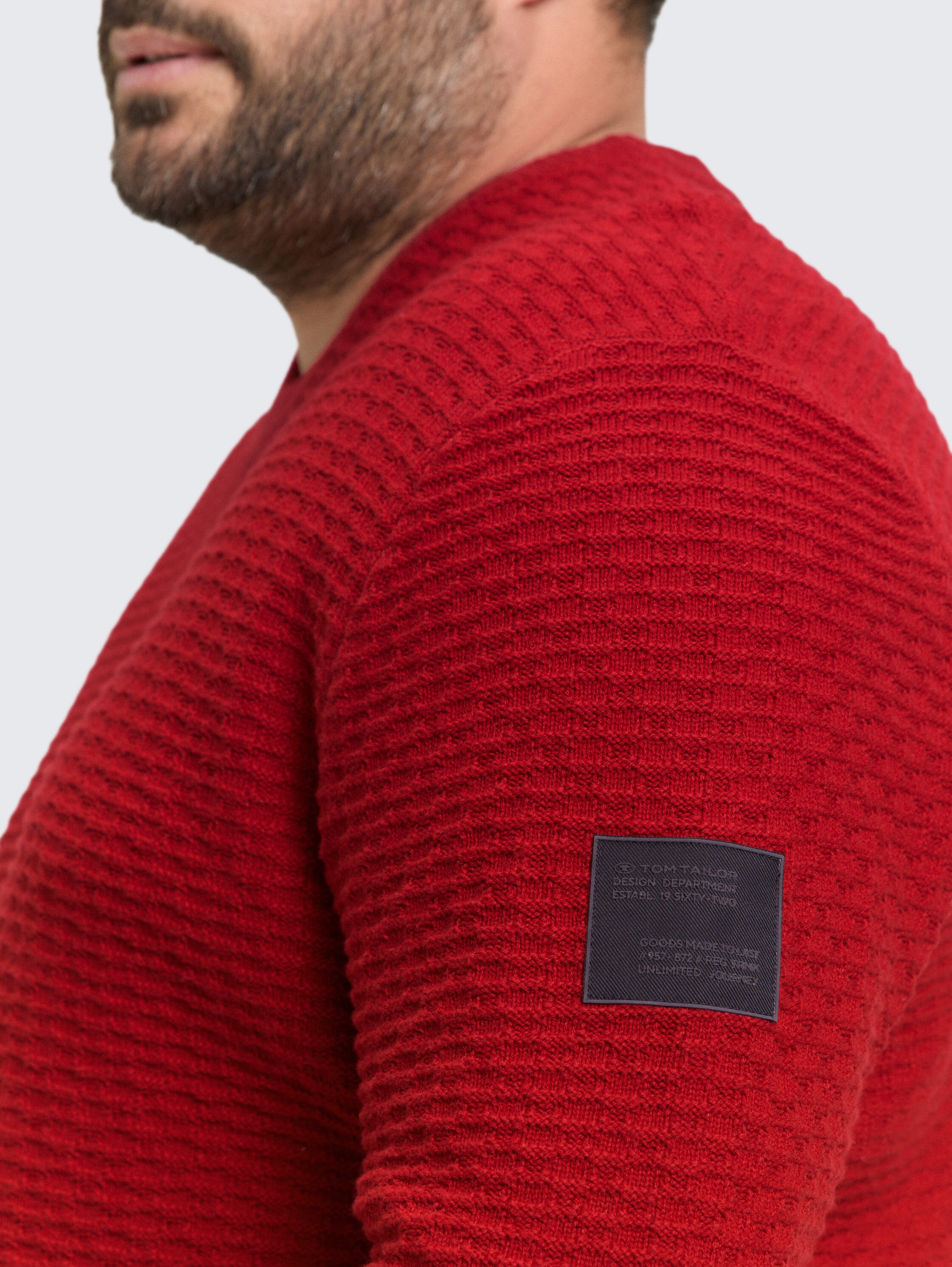 Plus size – knitted jumper with round neckline - coach_red - 