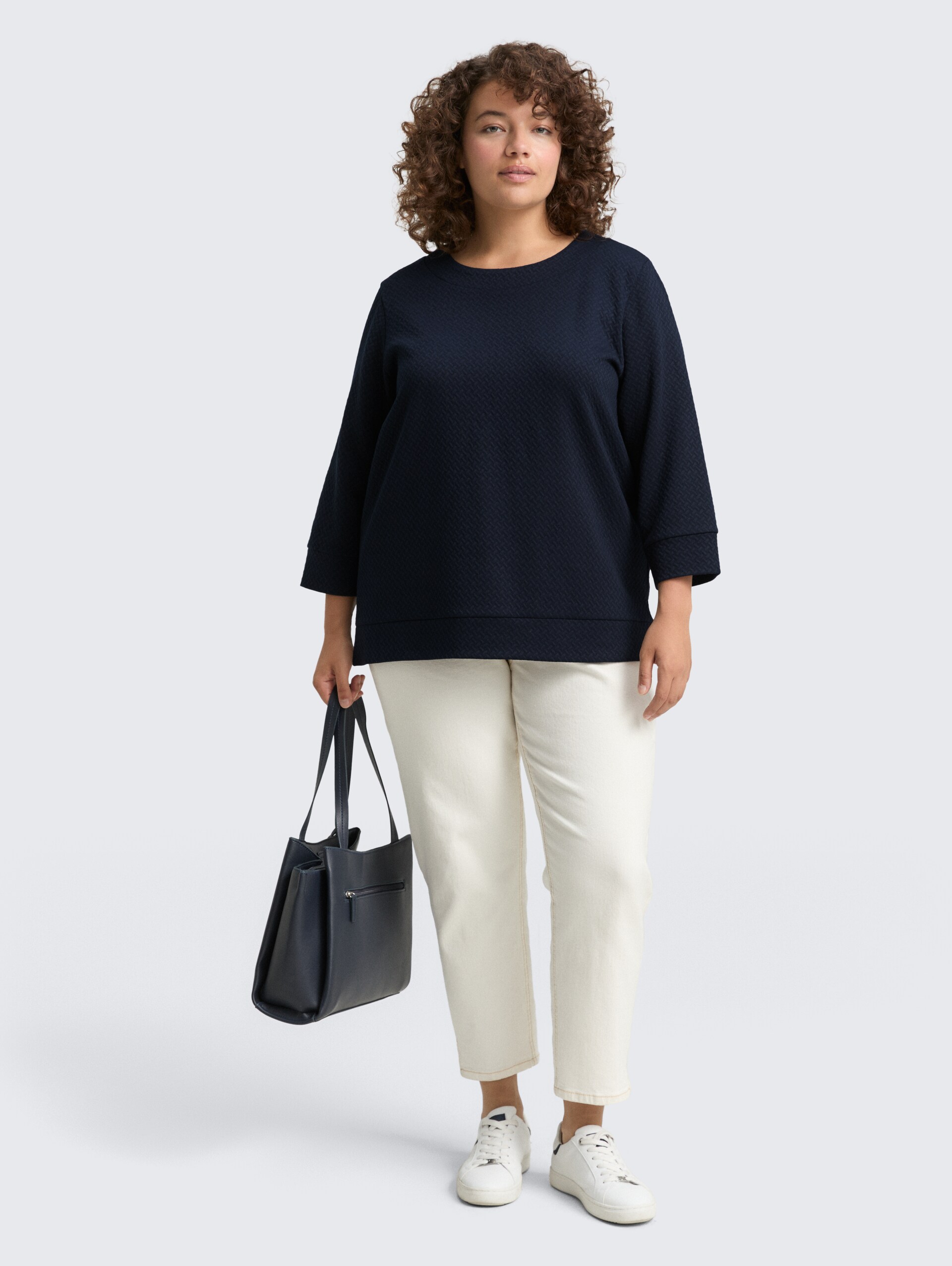 Plus Size - Boxy Fit Sweatshirt - sky captain blue - Model-Vorderansicht