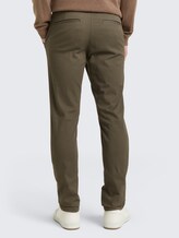 Pantalon chino TTTRAVIS SLIM - deep leaf green - Découpe Vue arrière du modèle