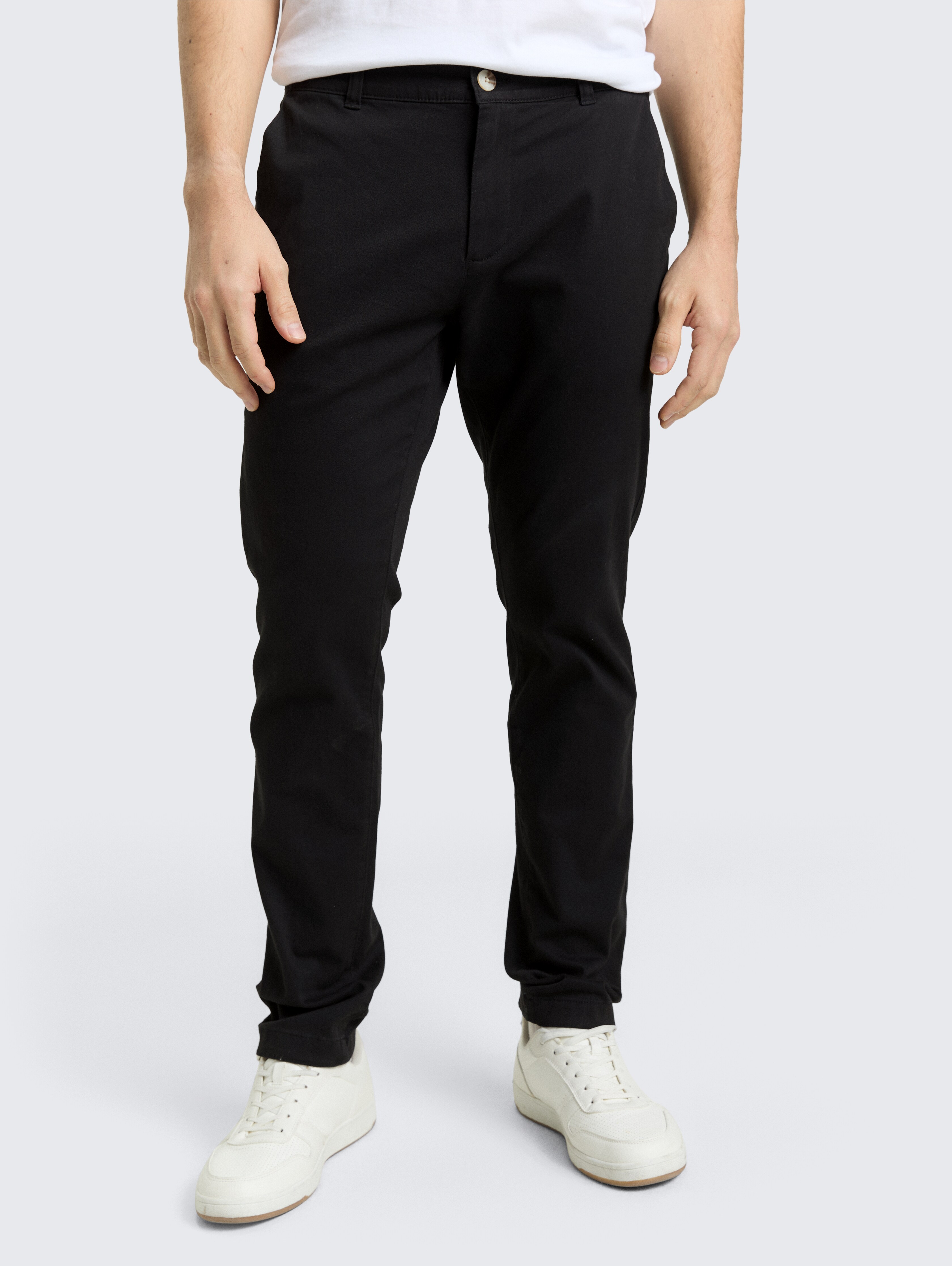 TTTRAVIS SLIM Chino Hose von Men, Black