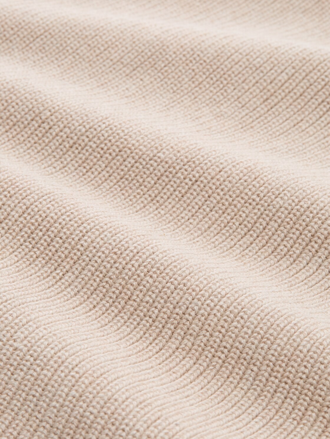 Strickpullover mit V-Ausschnitt - dusty alabaster melange - Material-Ansicht