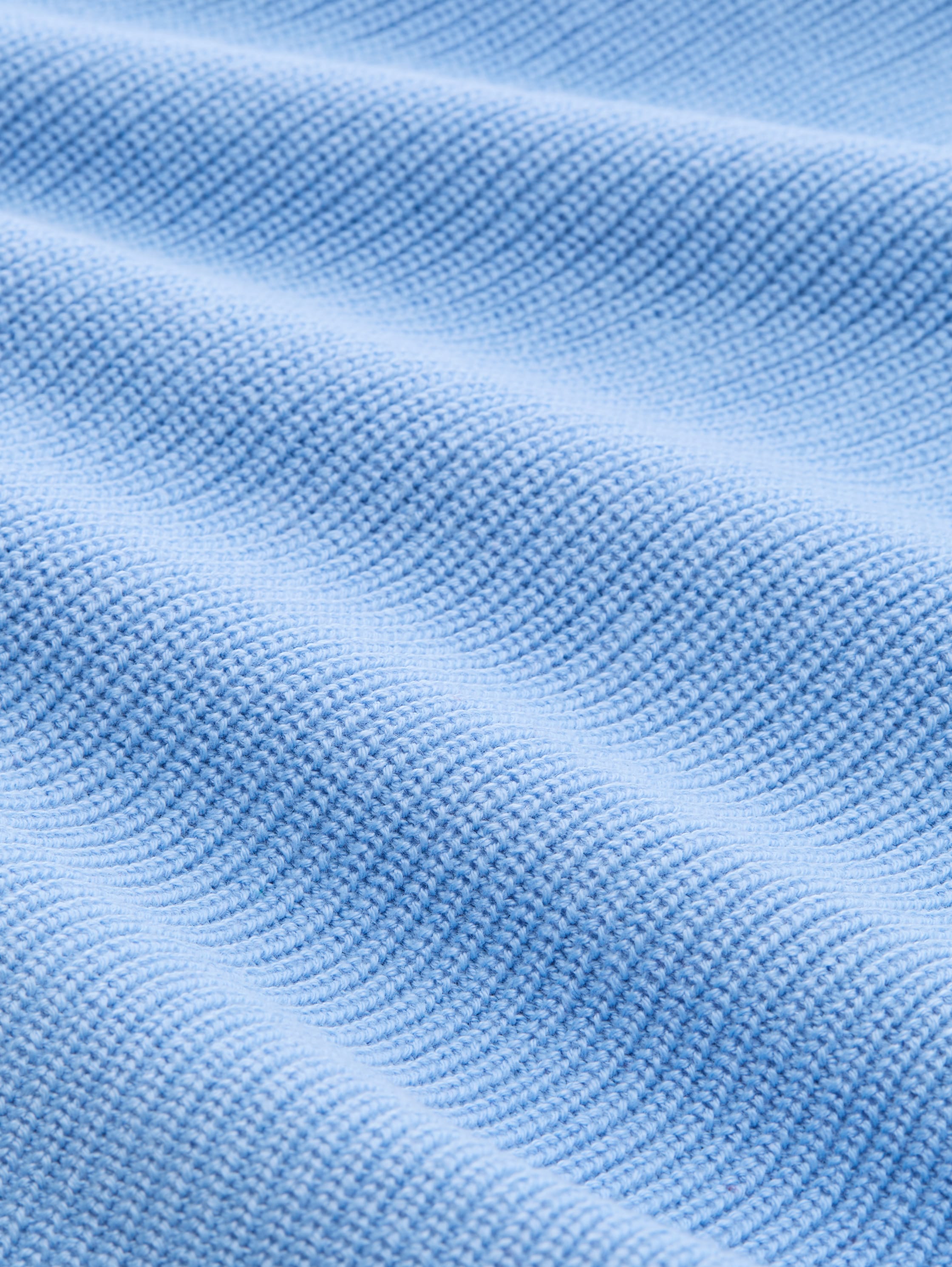 Pull en maille à col en V - light fjord blue - Vue de la matière