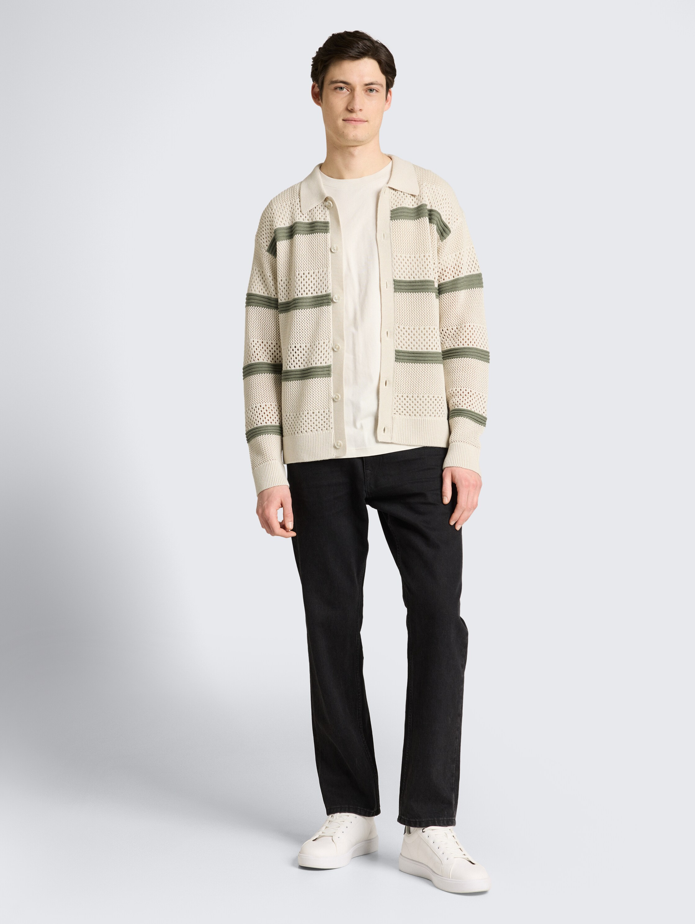 Relaxed fit vest met gaatjespatroon - sea spray white color block - Model vooraanzicht