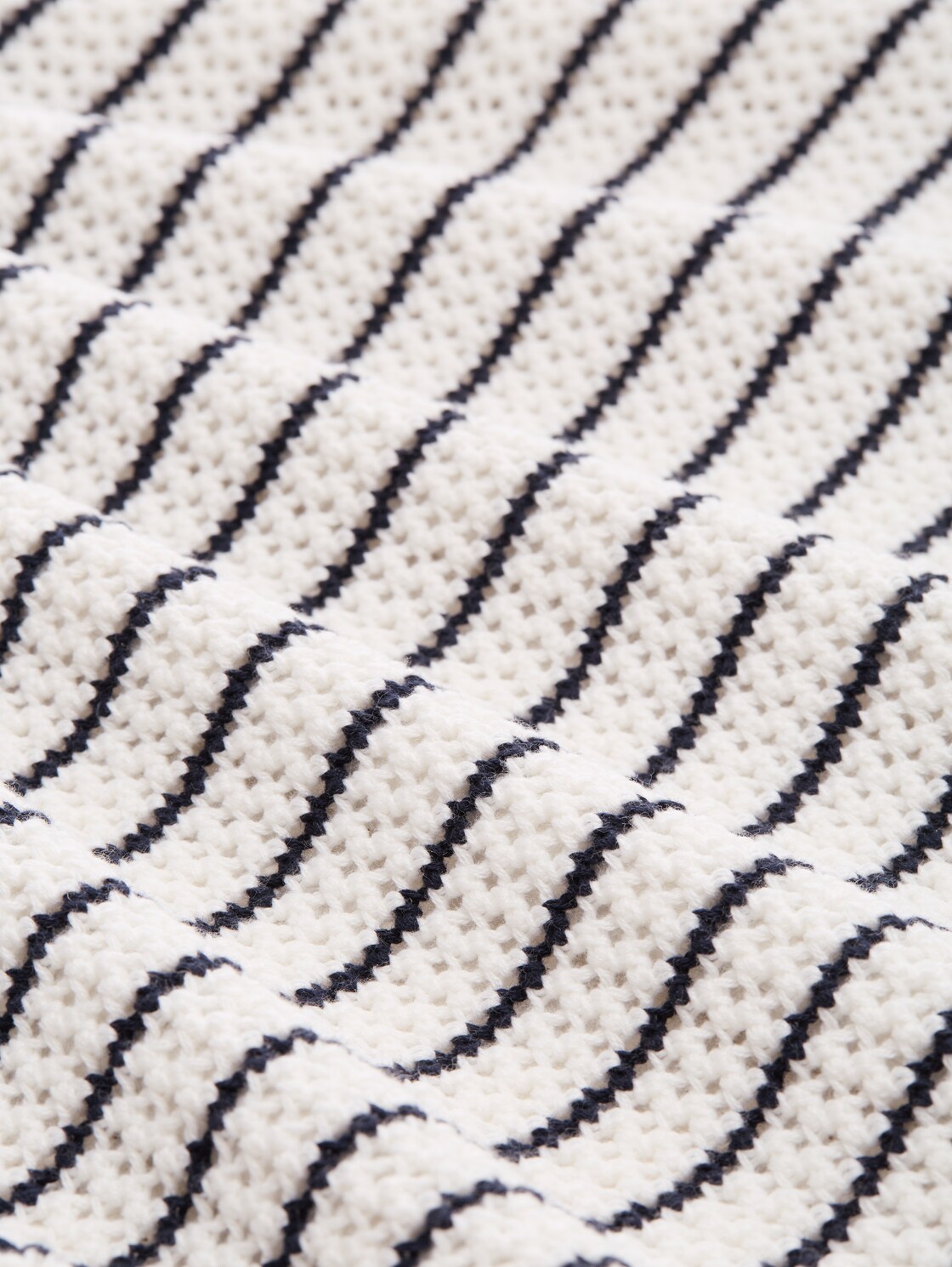 Cardigan with stripe pattern - white navy structure stripe - Material view