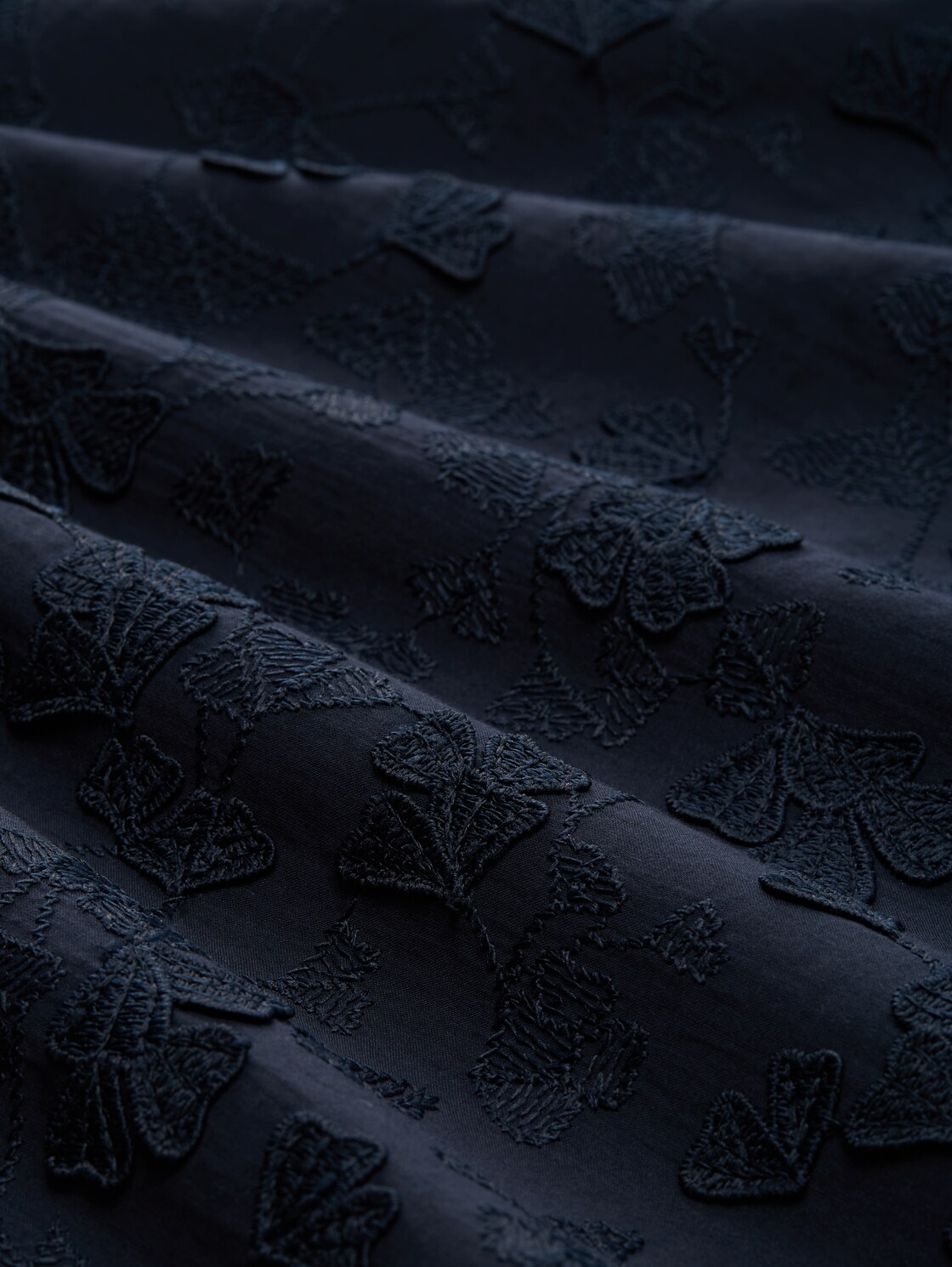 High Waist Midi-Rock mit Stickerei - sky captain blue - Material-Ansicht