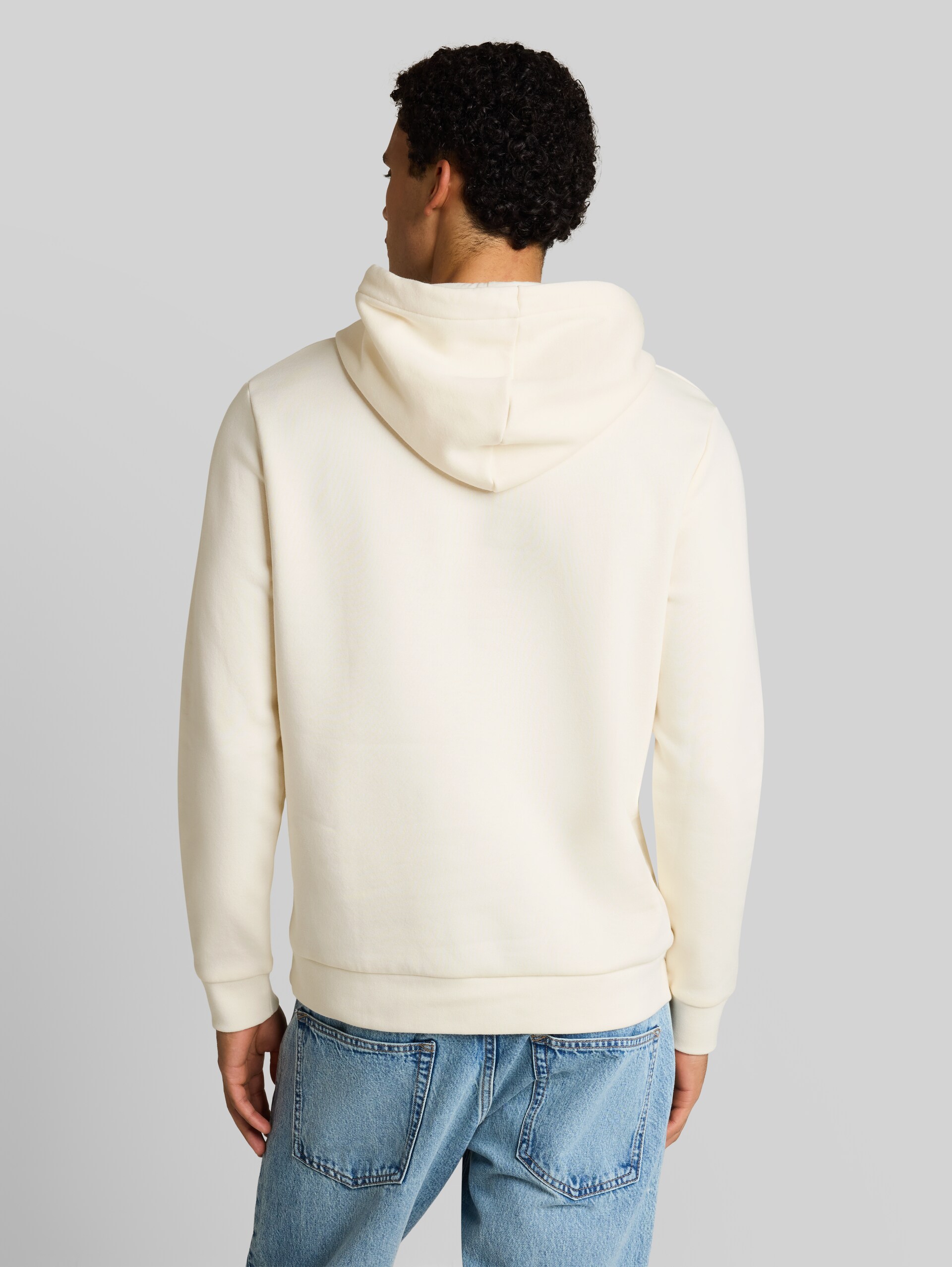 Basic Hoodie Sweatshirt - Gardenia White - Auschnitt Model-Rückansicht