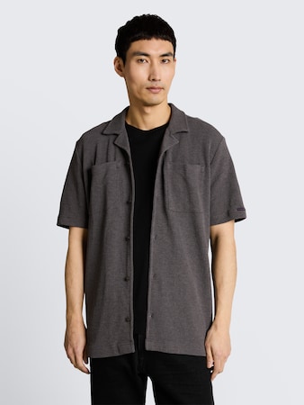 Regular Fit Jerseyhemd mit Brusttaschen von Men, Tarmac Grey Melange