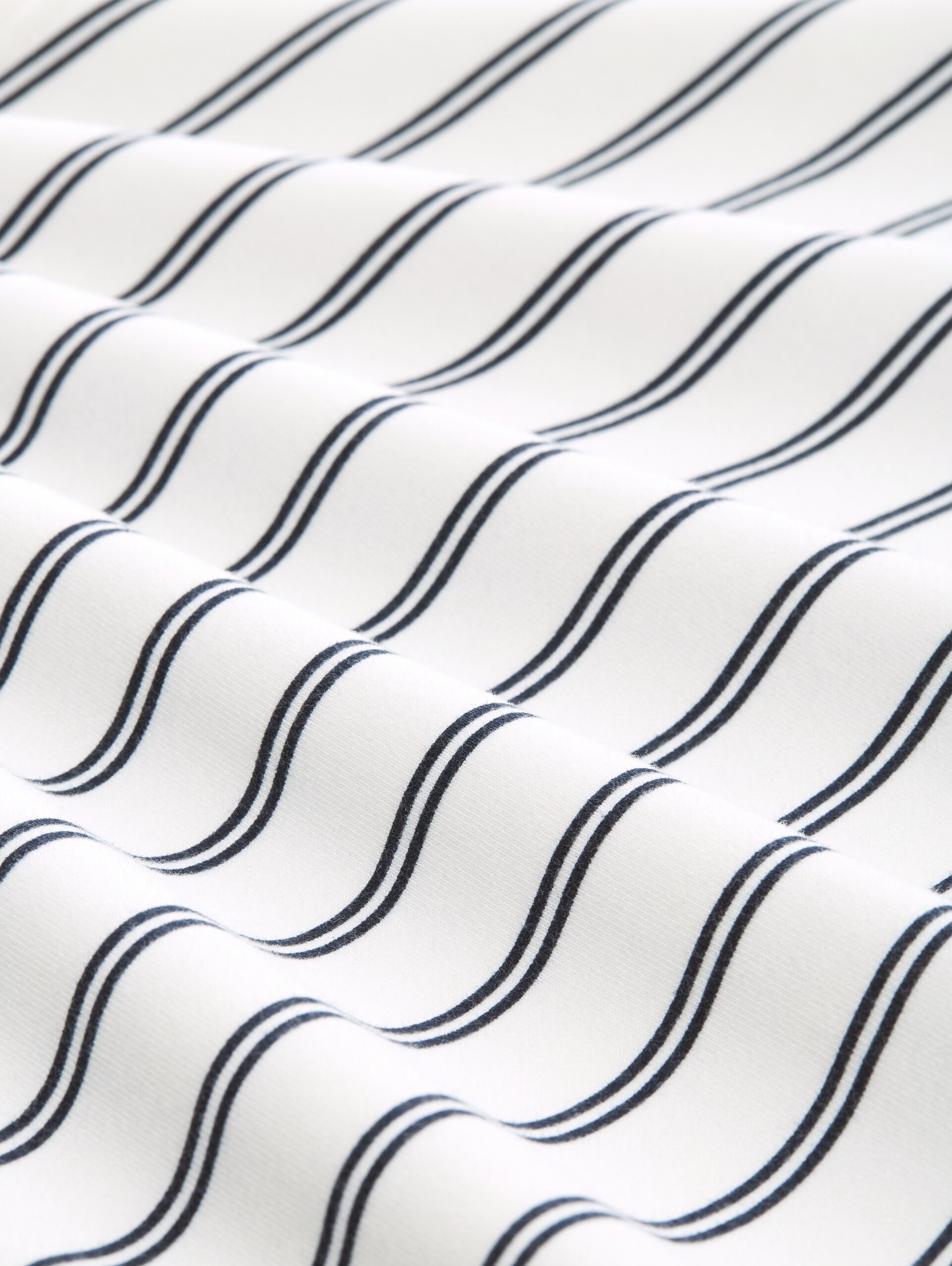 Sweatshirt mit Streifenmuster - off white navy stripe - Material-Ansicht