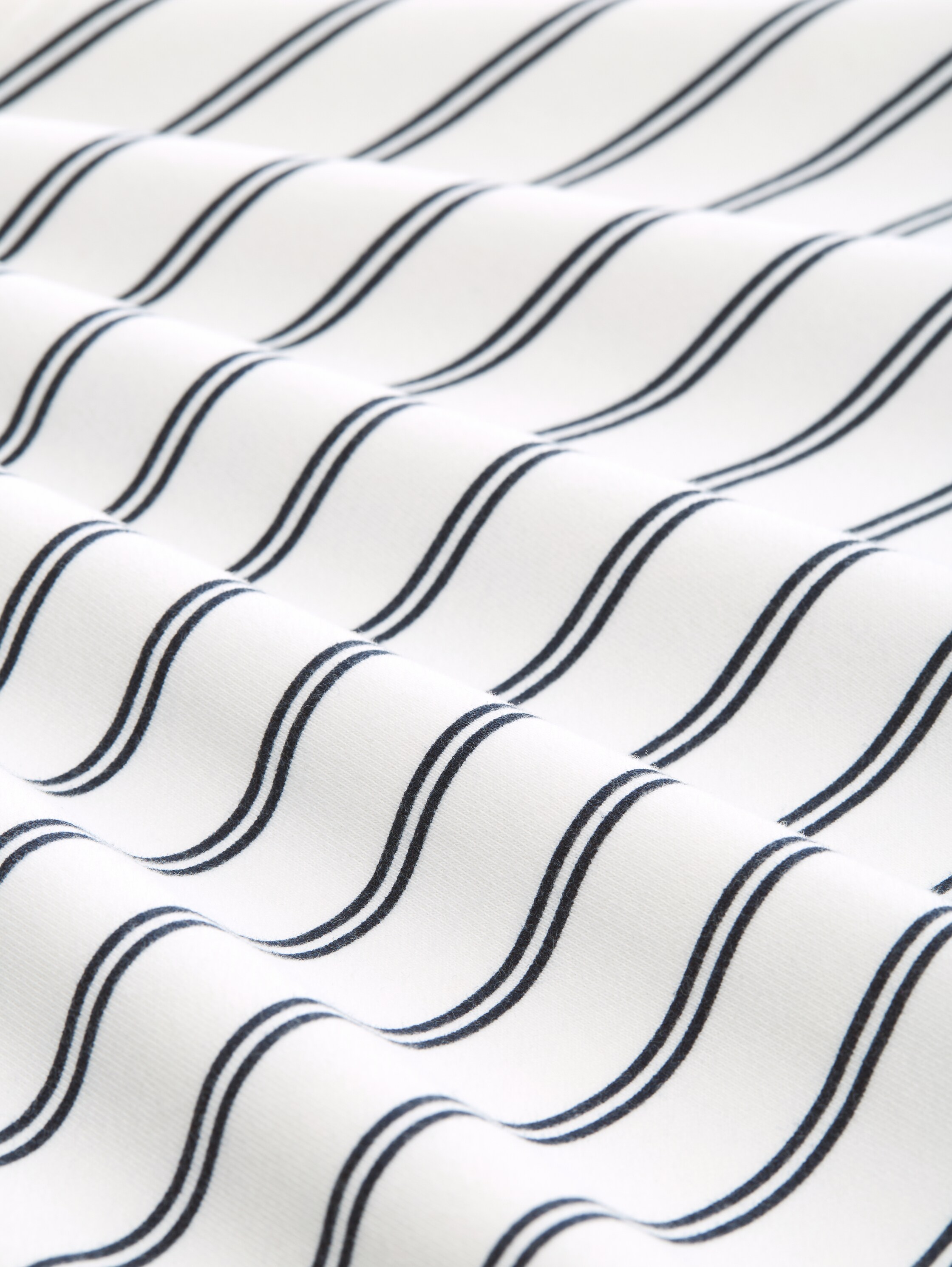 Sweatshirt mit Streifenmuster - off white navy stripe - Material-Ansicht