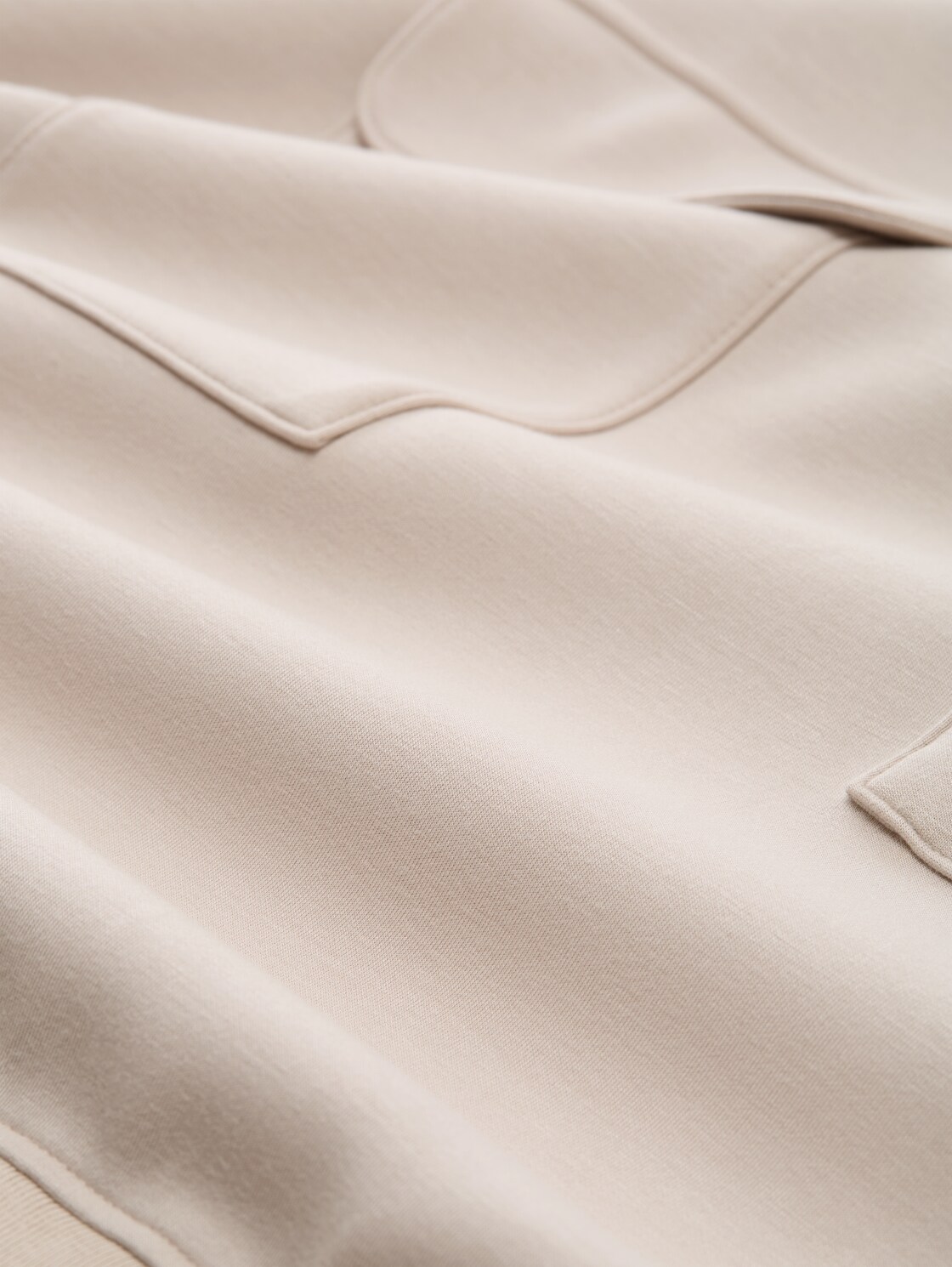 Loose Fit Troyer Sweatshirt aus Scuba - cloud grey - Material-Ansicht