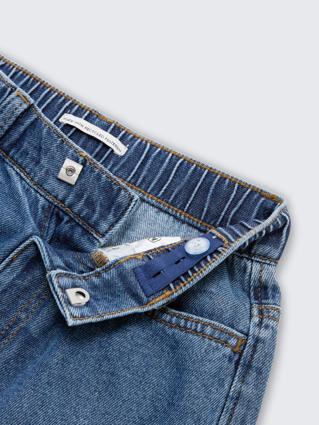 Baggy Jeans - Blue Denim - Detail-Model-Ansicht