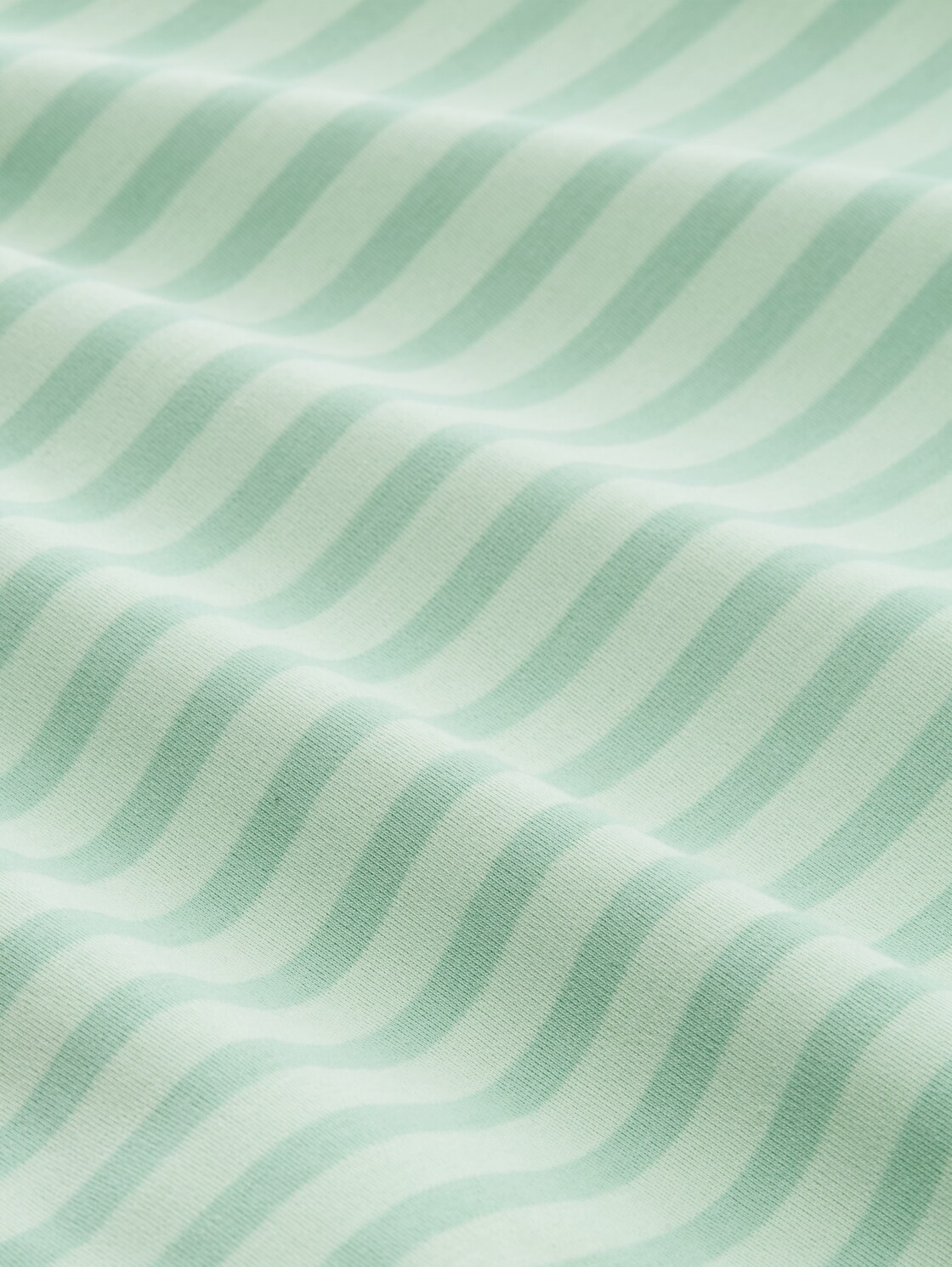 T-Shirt mit Streifenmuster - tonal matcha green stripe - Material-Ansicht