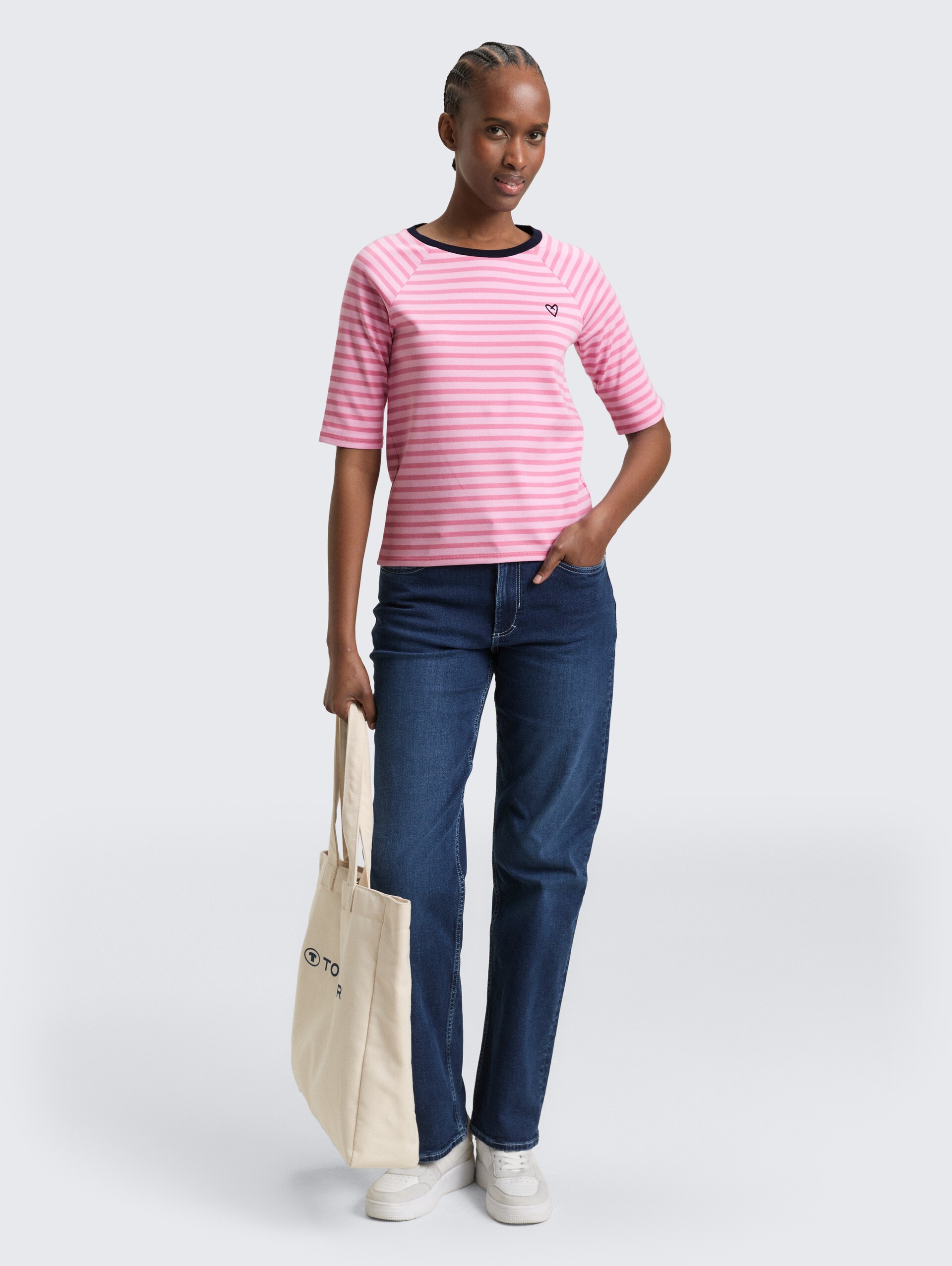 T-Shirt mit Streifenmuster - tonal blush rose stripe - Model-Vorderansicht