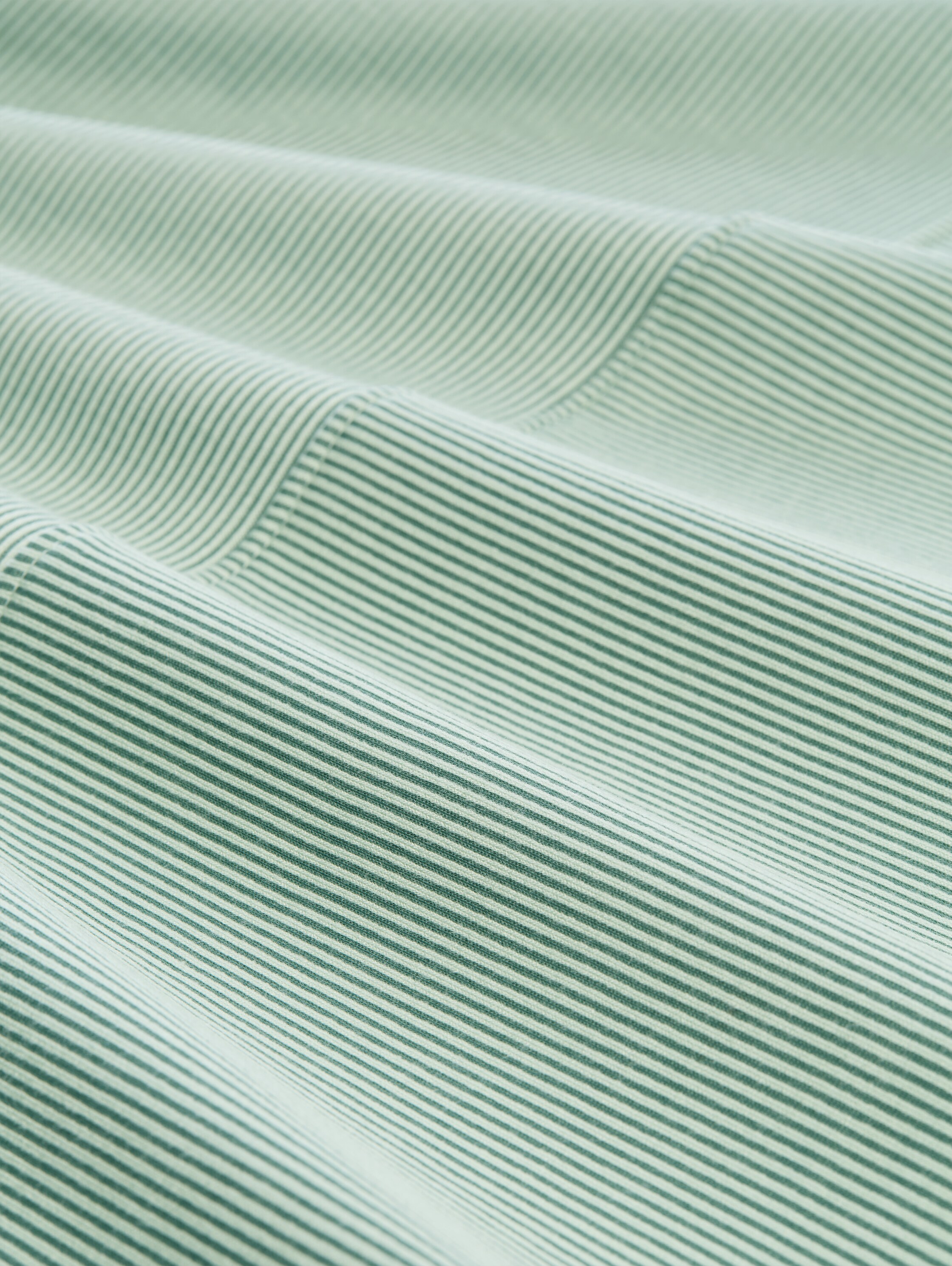 T-shirt met losse pasvorm en streepmotief - small_tonal_matchagreen_stripe - 