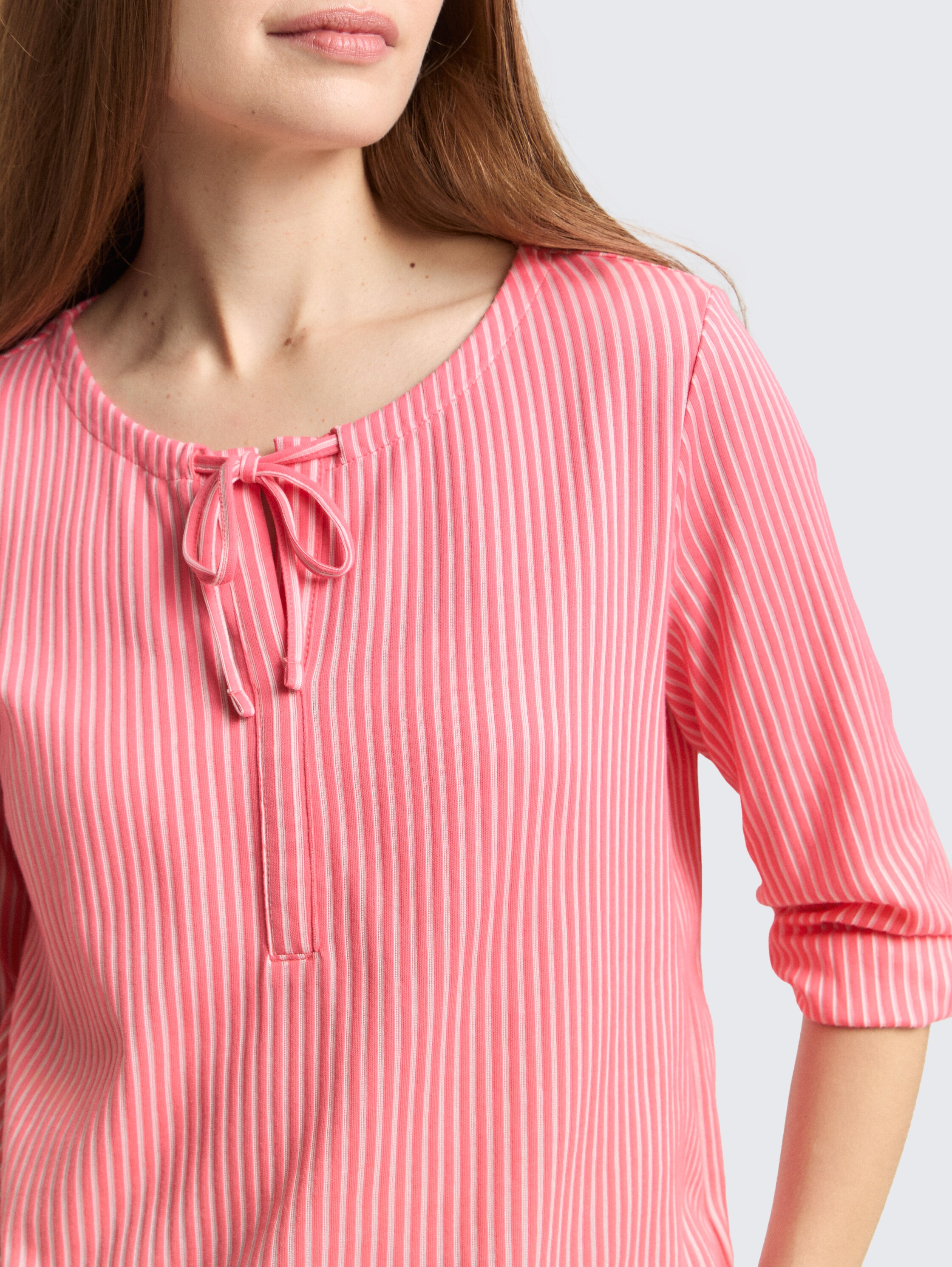 Blusenshirt mit Streifenmuster - soft coral pink white stripe - Detail-Model-Ansicht
