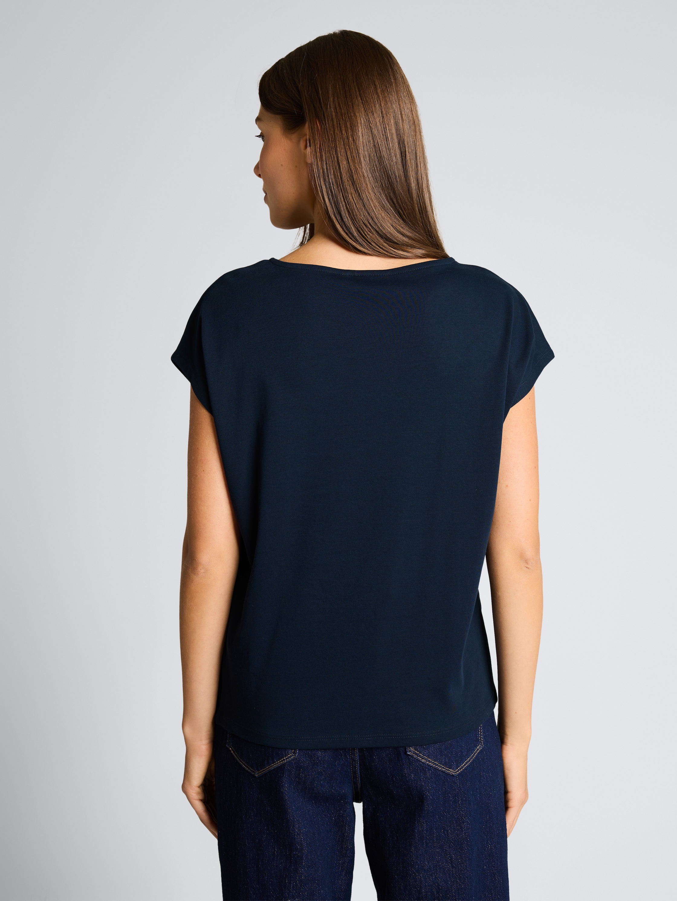 T-shirt avec nœud - sky captain blue - Découpe Vue arrière du modèle