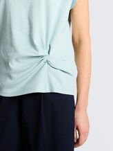 T-shirt avec détails noués - blue haze - Vue détaillée du modèle