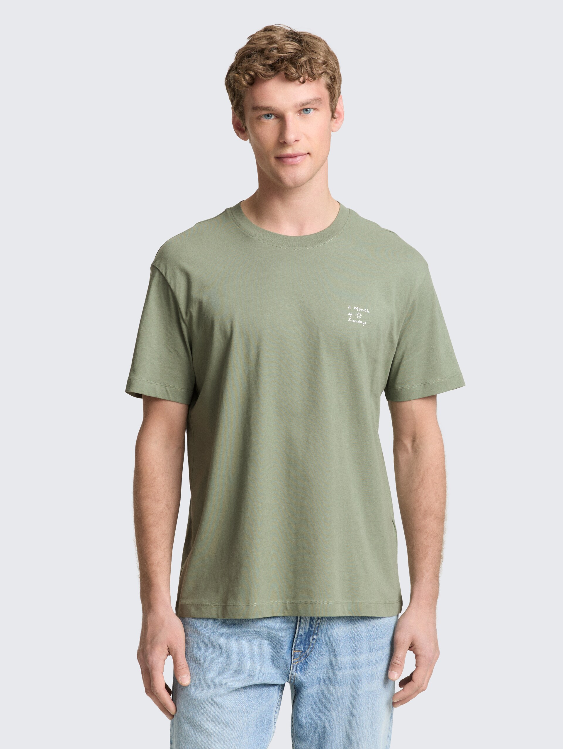 Relaxed Fit T-Shirt aus Baumwolle - Sea Spray - Ausschnitt Model-Vorderansicht