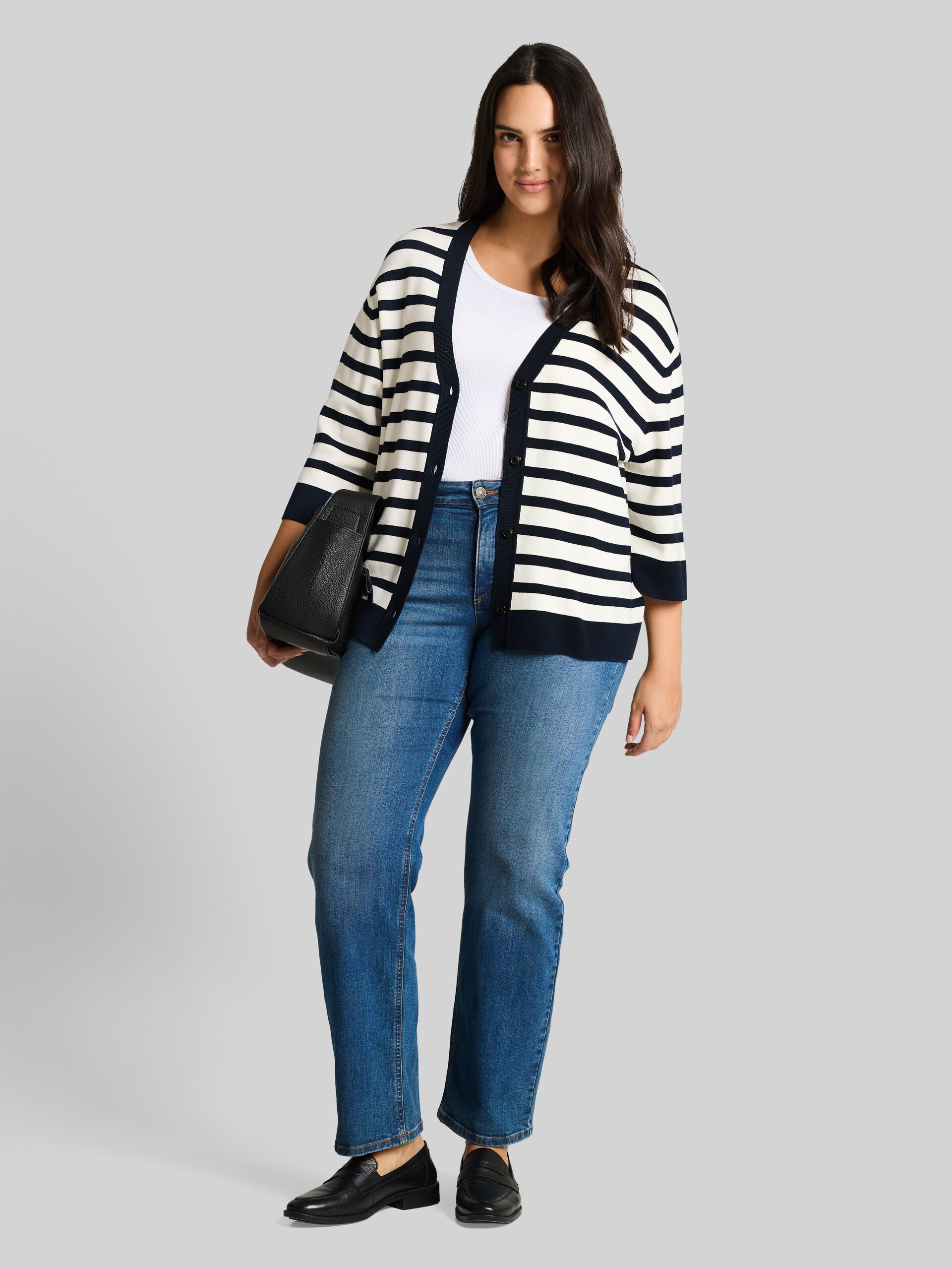 Plus Size - loose fit cardigan with striped pattern - white sky blue knit stripe - Model front view