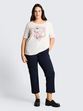 Plus Size - T-Shirt mit Print - Whisper White - Model-Vorderansicht