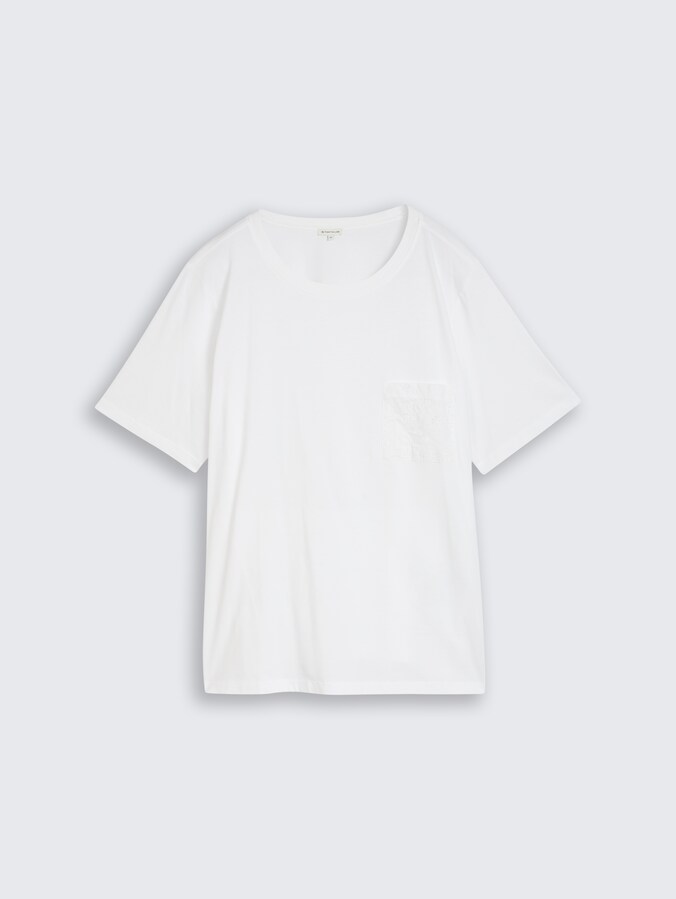 Plus Size - Boxy Fit T-Shirt mit Brusttasche von Women Plus Size, White