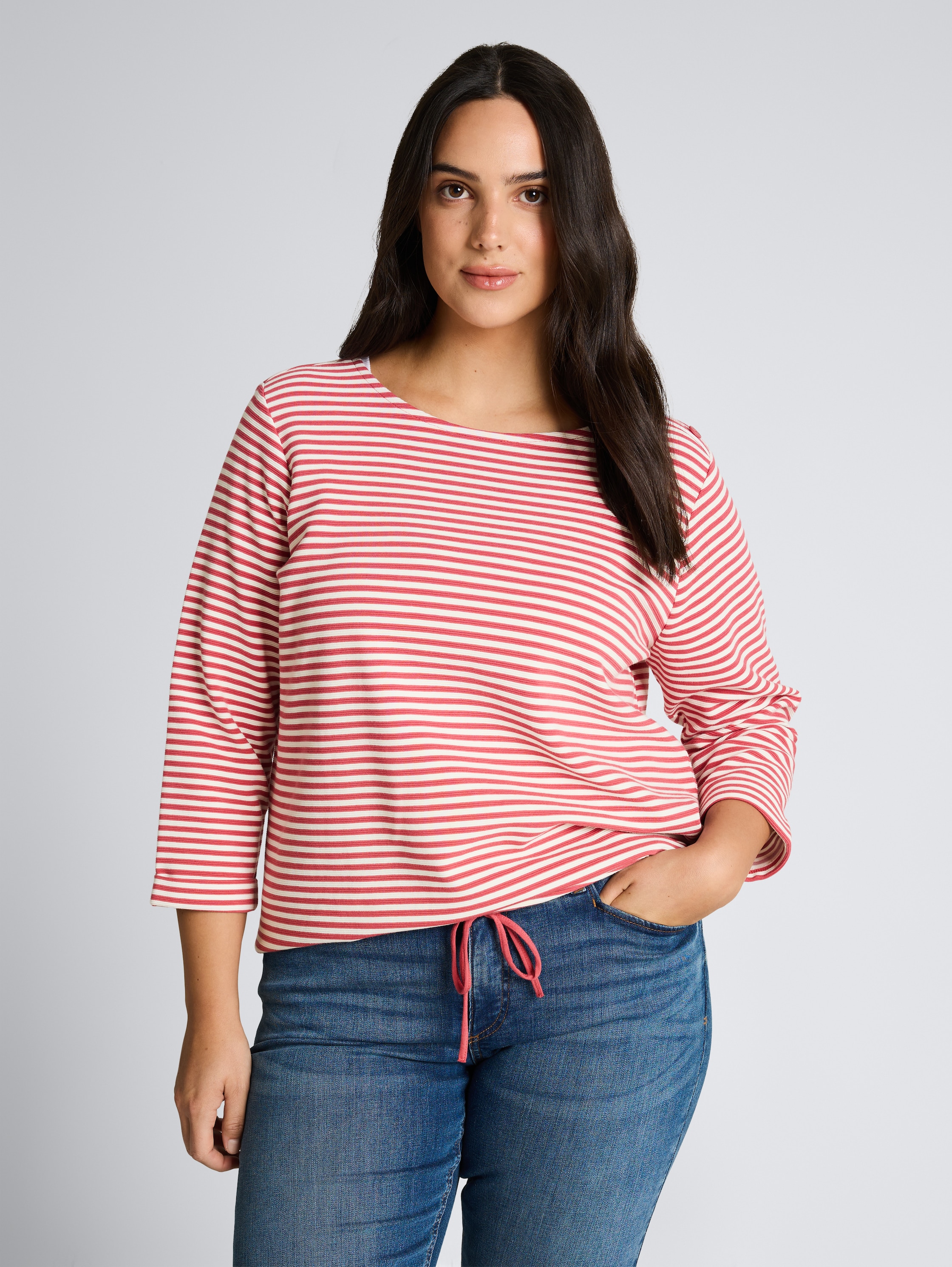 Plus Size - Langarmshirt mit Knopf-Details - pink offwhite regular stripe - Ausschnitt Model-Vorderansicht
