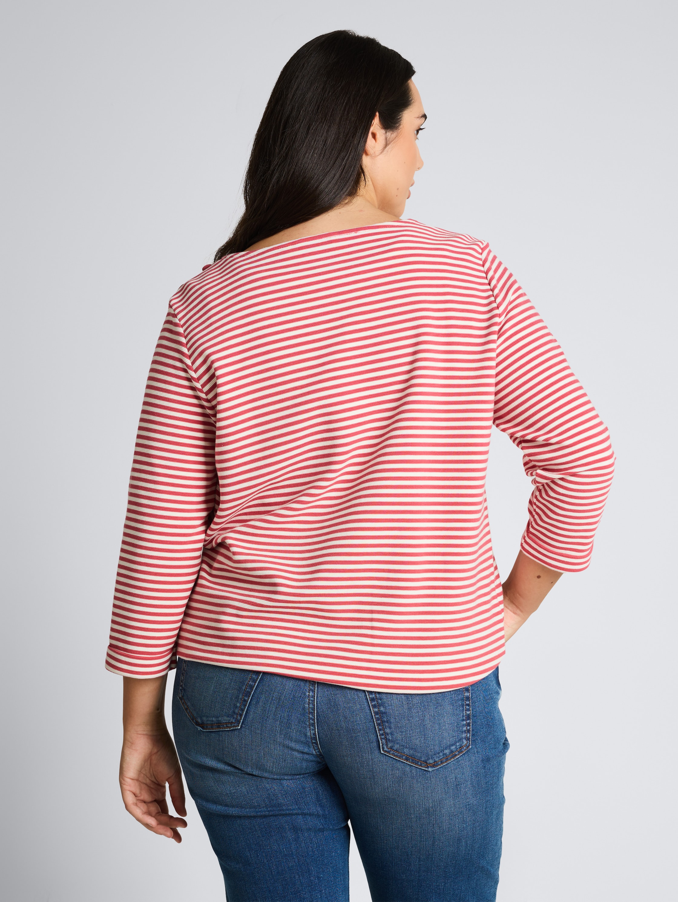 Plus Size - Langarmshirt mit Knopf-Details - pink offwhite regular stripe - Auschnitt Model-Rückansicht