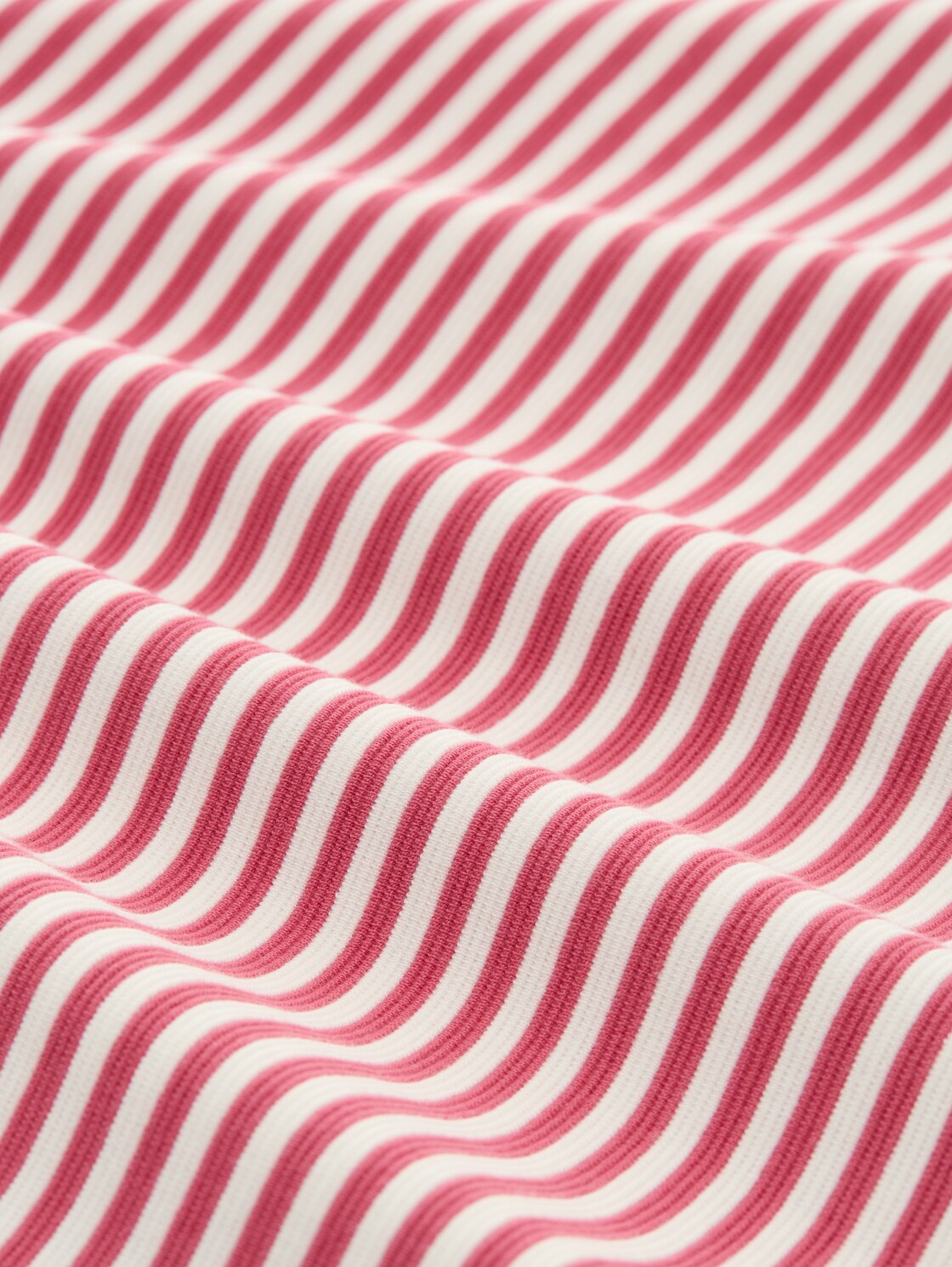 Plus Size - Langarmshirt mit Knopf-Details - pink offwhite regular stripe - Material-Ansicht