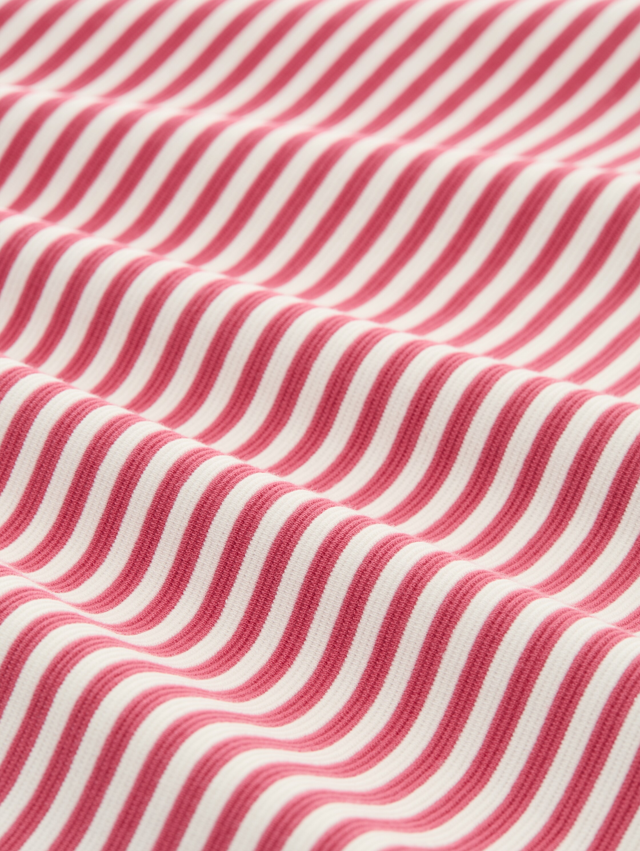 Plus Size - Langarmshirt mit Knopf-Details - pink offwhite regular stripe - Material-Ansicht