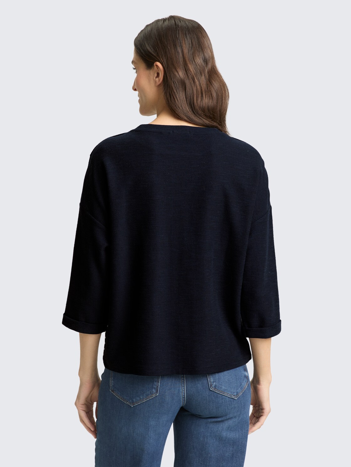 Langarmshirt mit Streifenmuster - navy blue offwhite stripe - Auschnitt Model-Rückansicht