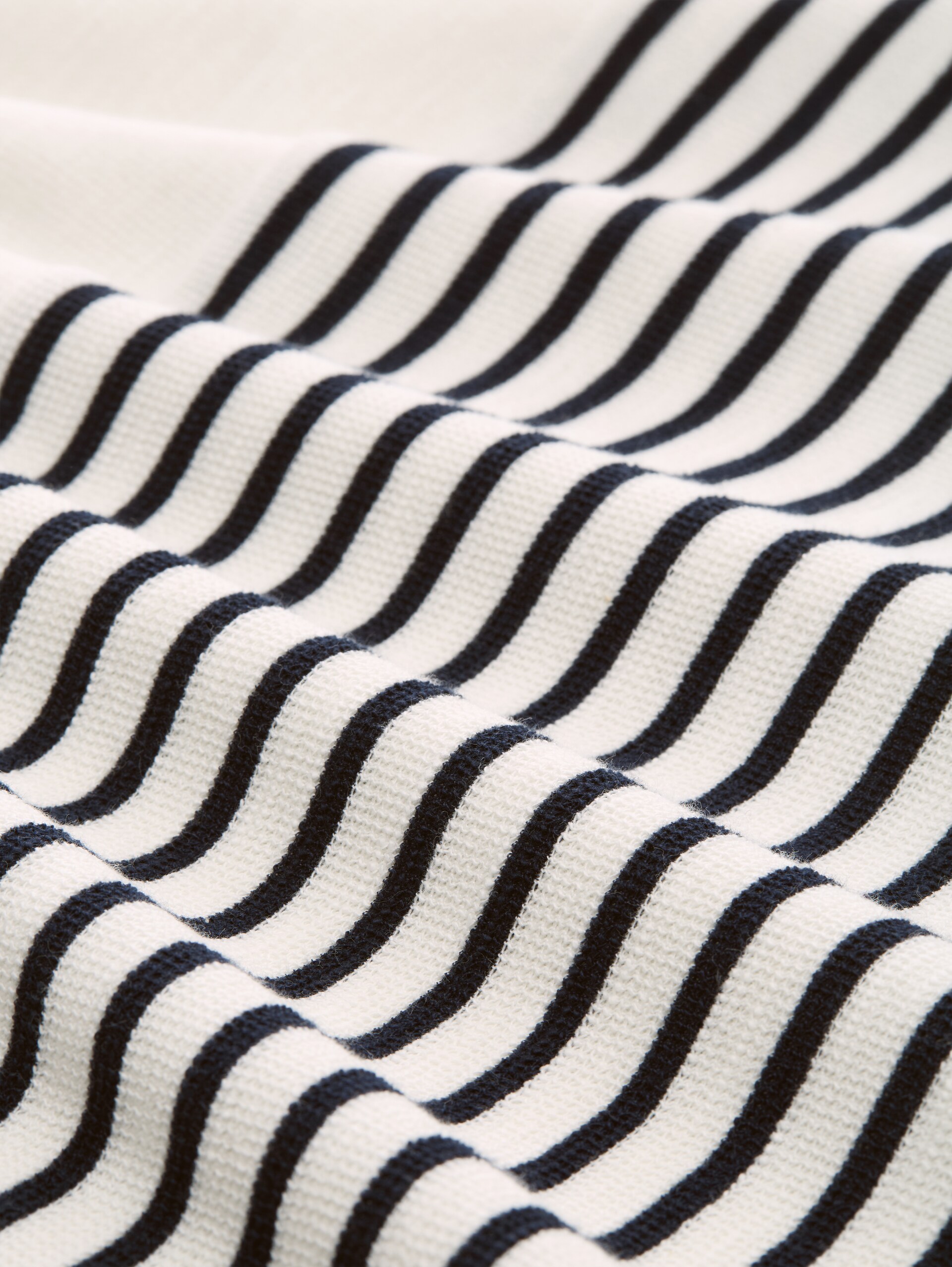 Long-sleeved shirt with striped pattern - offwhite navy blue stripe - Material view