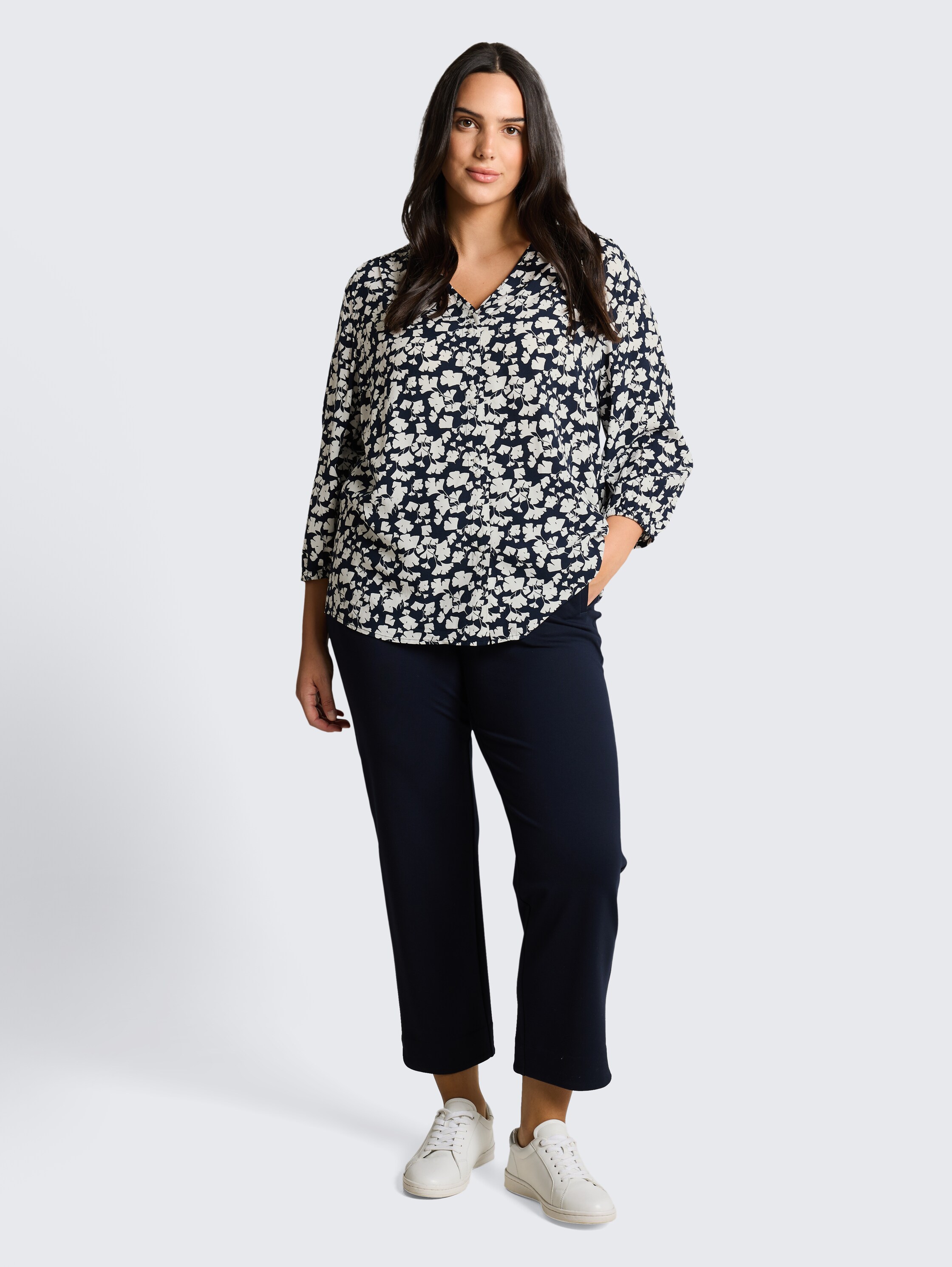 Plus Size - viscose blouse - blue_ginkgo_minimal - 