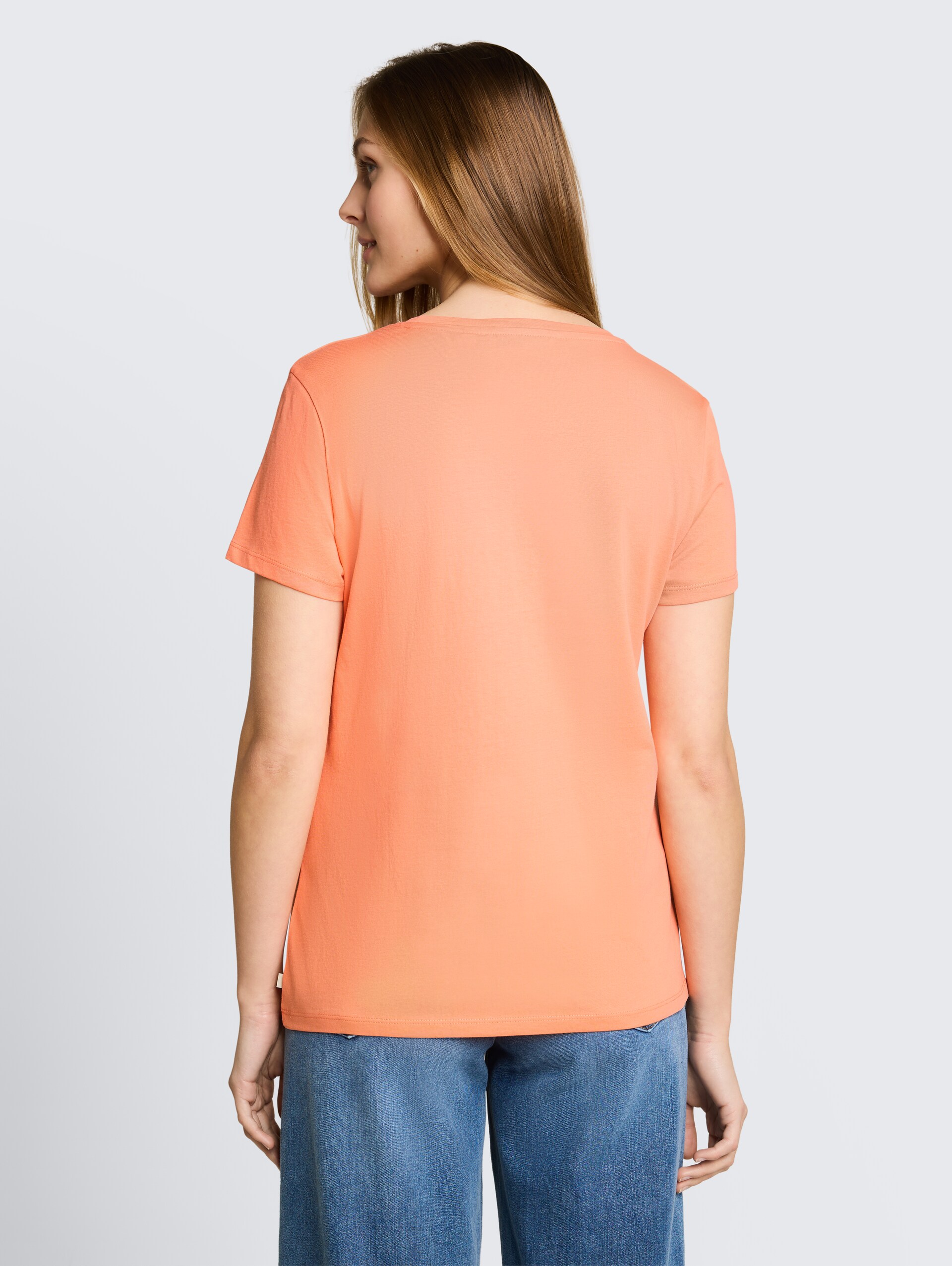 T-shirt met borduursel - bright coral - Neklijn model-achteraanzicht