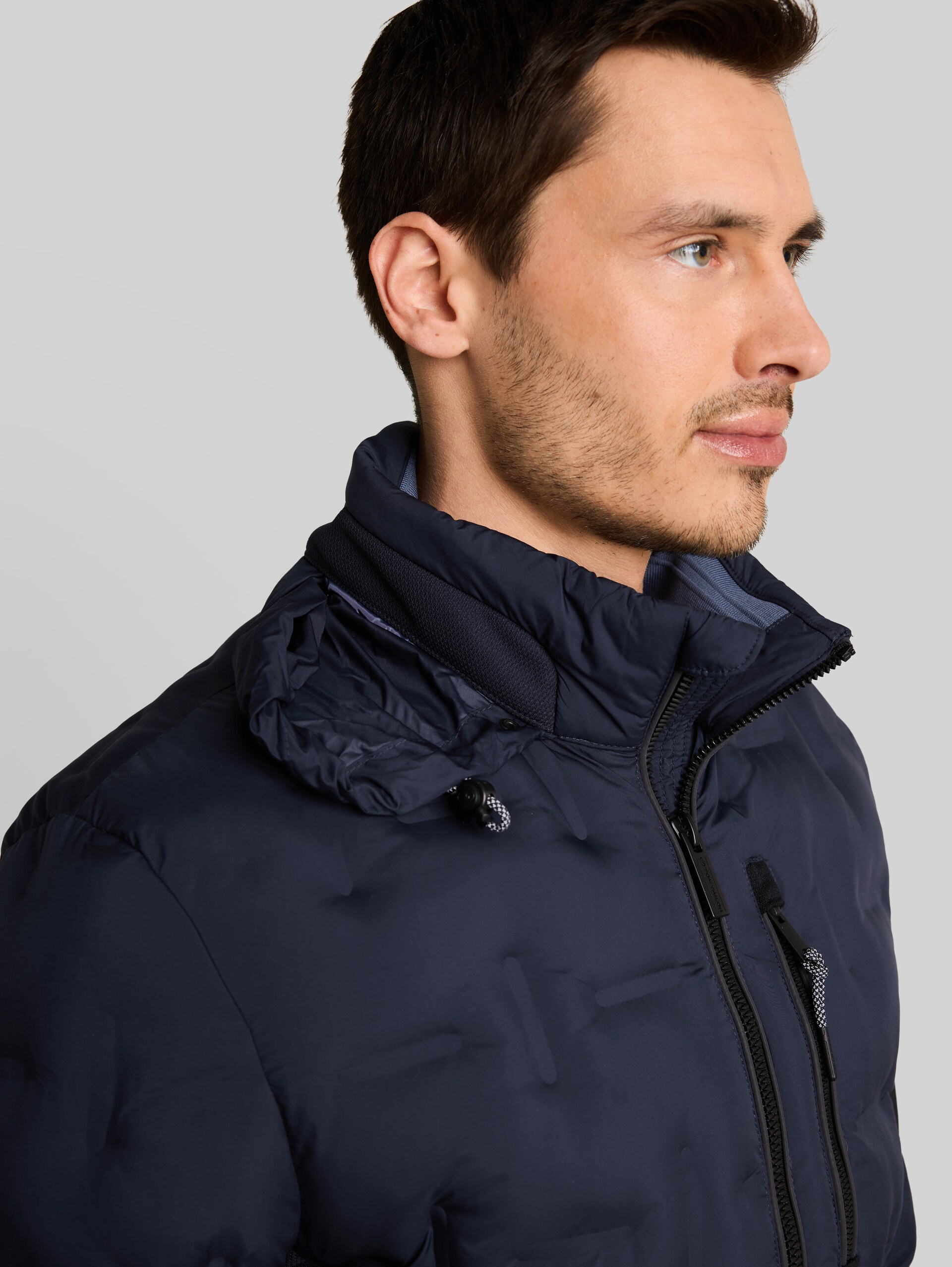 Hybride gewatteerde jas met opbergbare capuchon - sky captain blue - Detailaanzicht model
