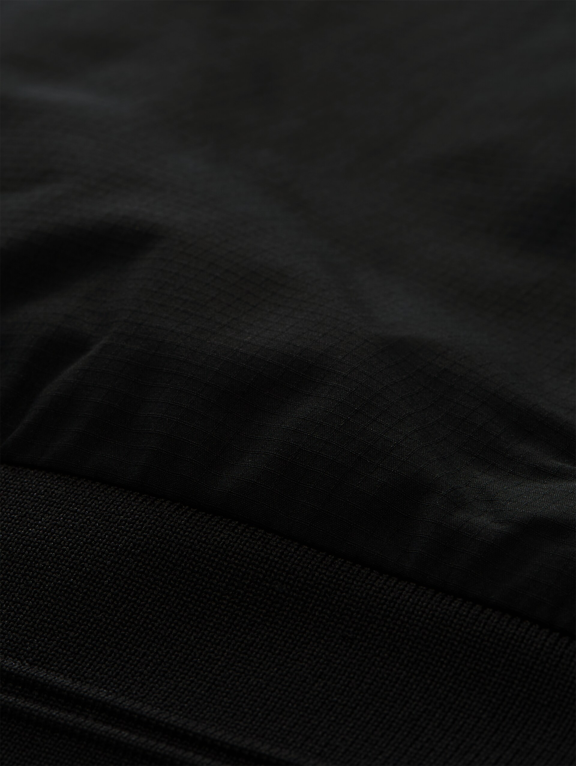 Blouson met opbergbare capuchon - Black - Detailaanzicht product