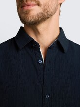 Chemise à manches courtes en seersucker Comfort Fit - sky captain blue - Vue détaillée du modèle