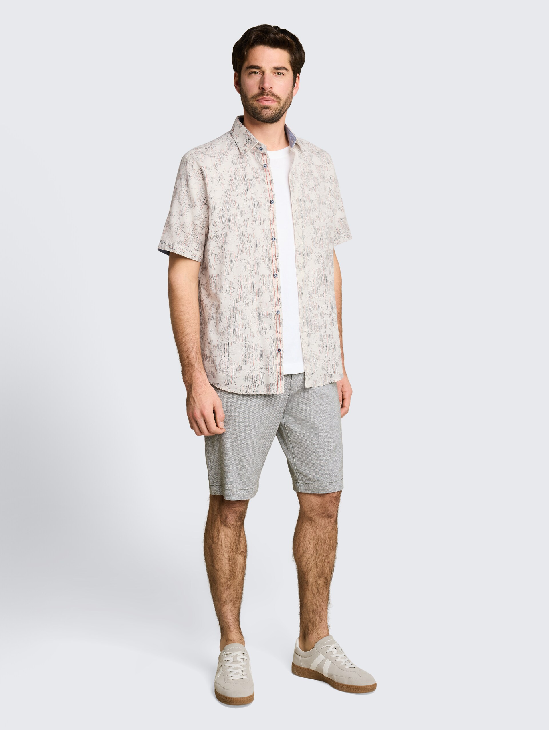 Regular fit overhemd met korte mouwen en patroon - off white irregular design - Model vooraanzicht