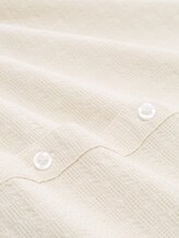Comfort Fit Kurzarmhemd aus Baumwolle - Gardenia White - Material-Ansicht