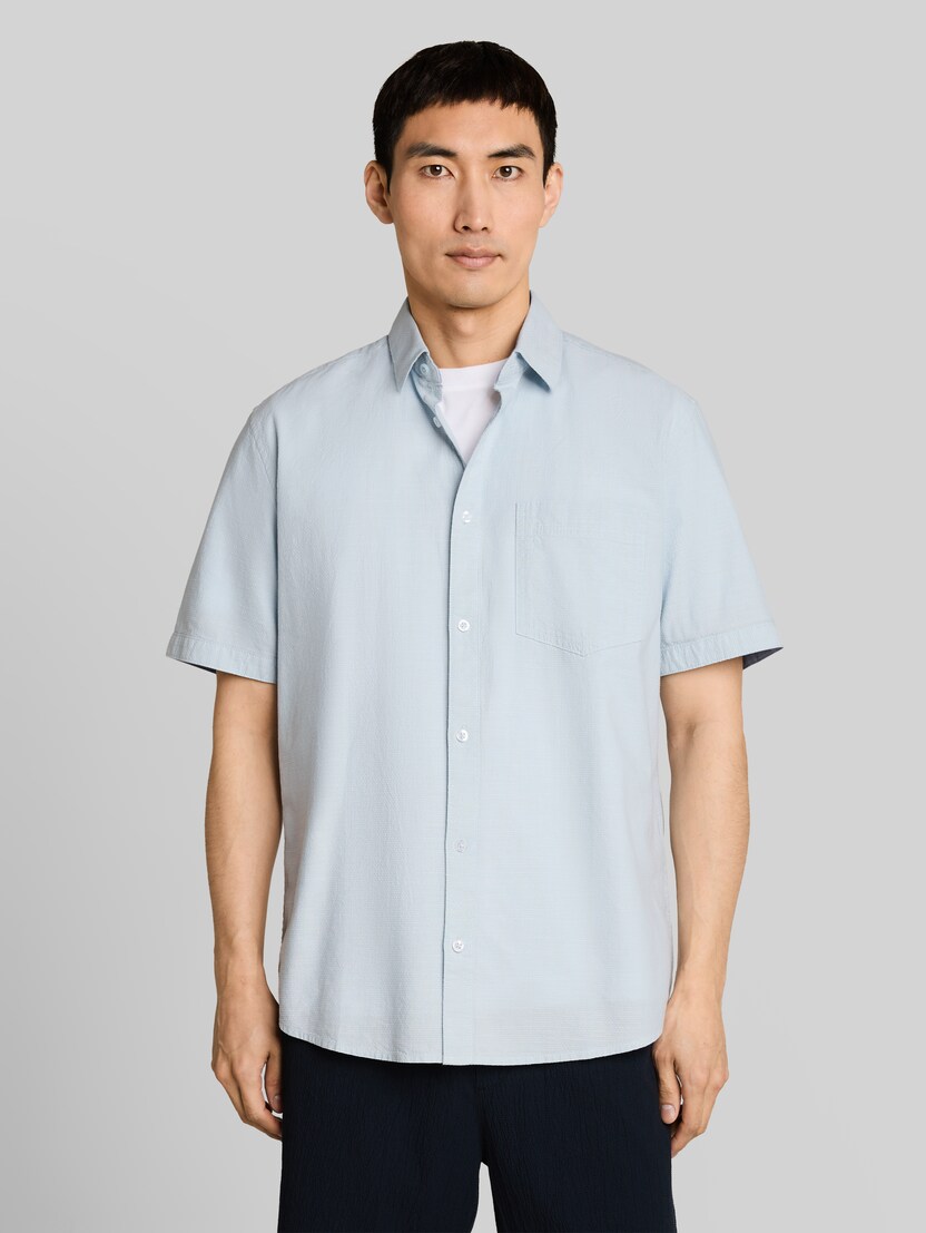 Regular Fit Kurzarmhemd mit Brusttasche von Men, light blue structure