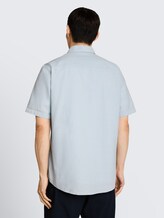 Regular fit overhemd met korte mouwen en borstzak - light blue structure - Neklijn model-achteraanzicht