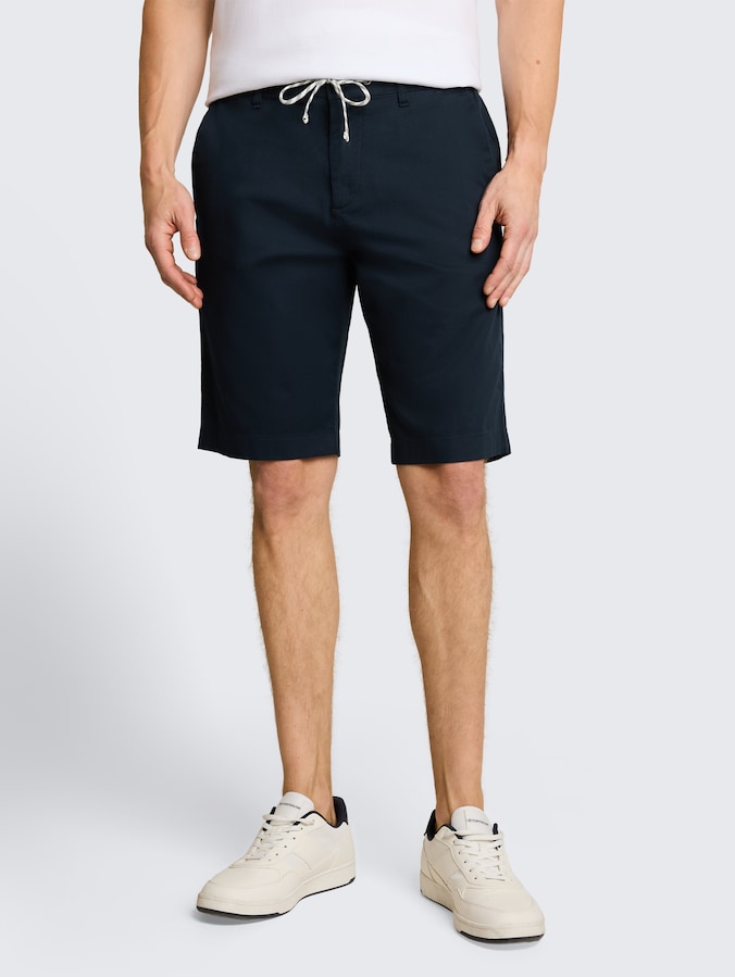 Chino shorts with drawstring by Men, sky captain blue