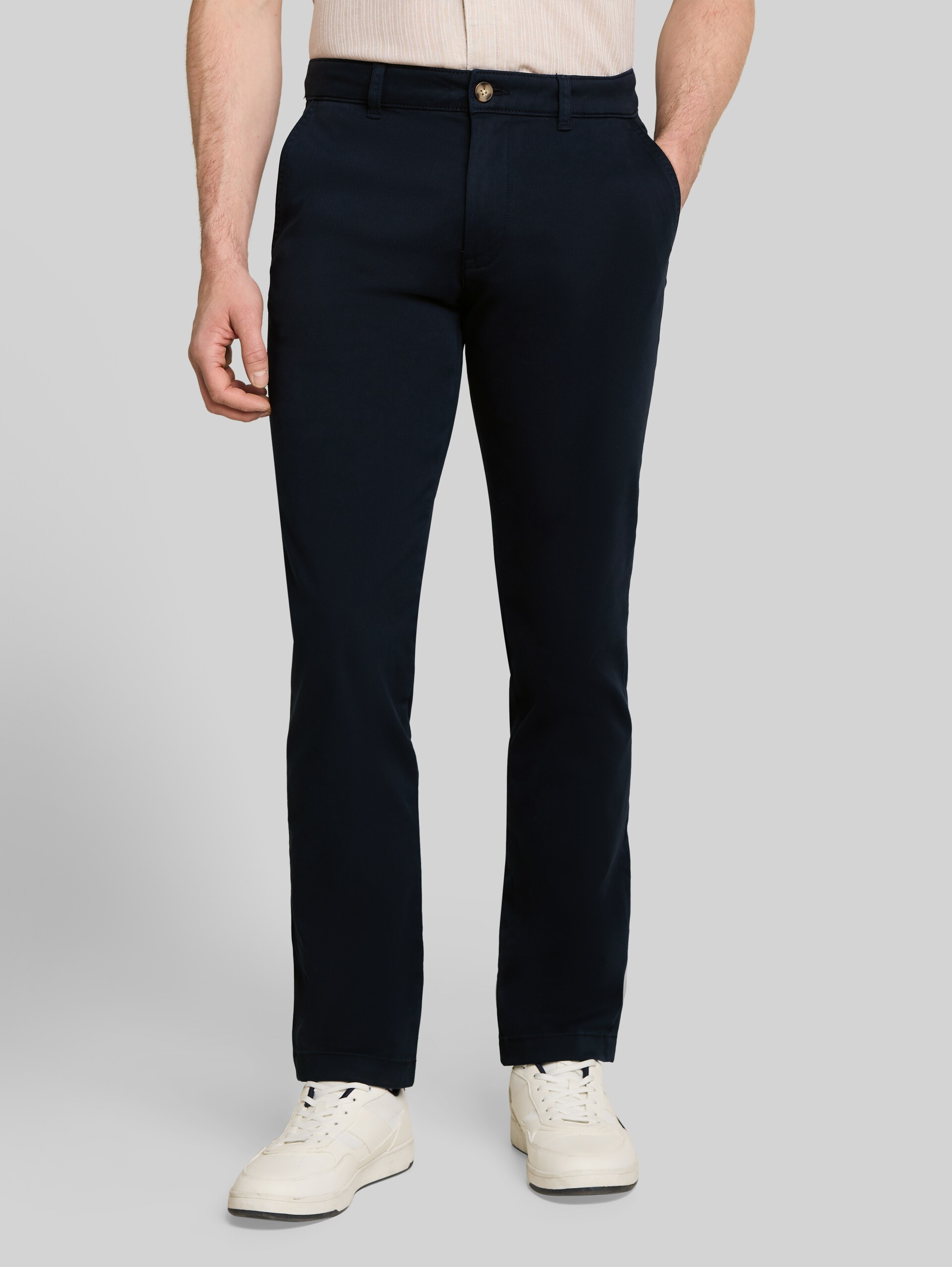 Regular fit chino trousers - sky captain blue - Neckline model front view