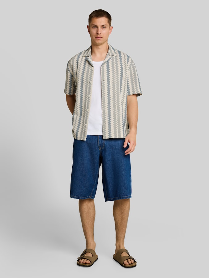 Loose Fit Resort Kurzarmhemd in Häkel-Optik von Denim Male, green white zick zack stripe