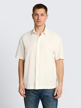 Losvallend katoenen overhemd met korte mouwen - Wool White - Nek model vooraanzicht