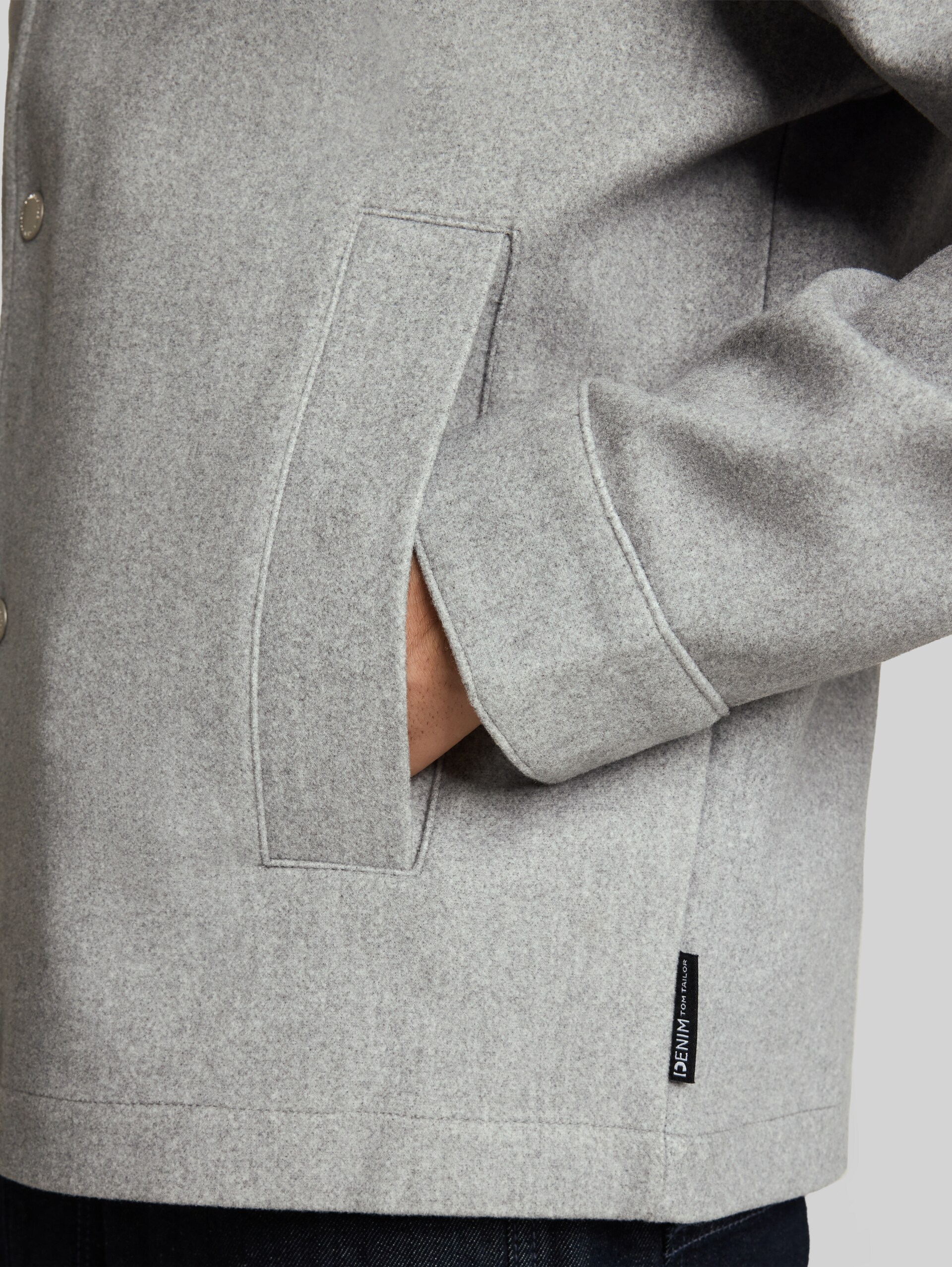 Relaxed Fit Jacke mit Druckknöpfen - medium silver grey melange - Detail-Model-Ansicht