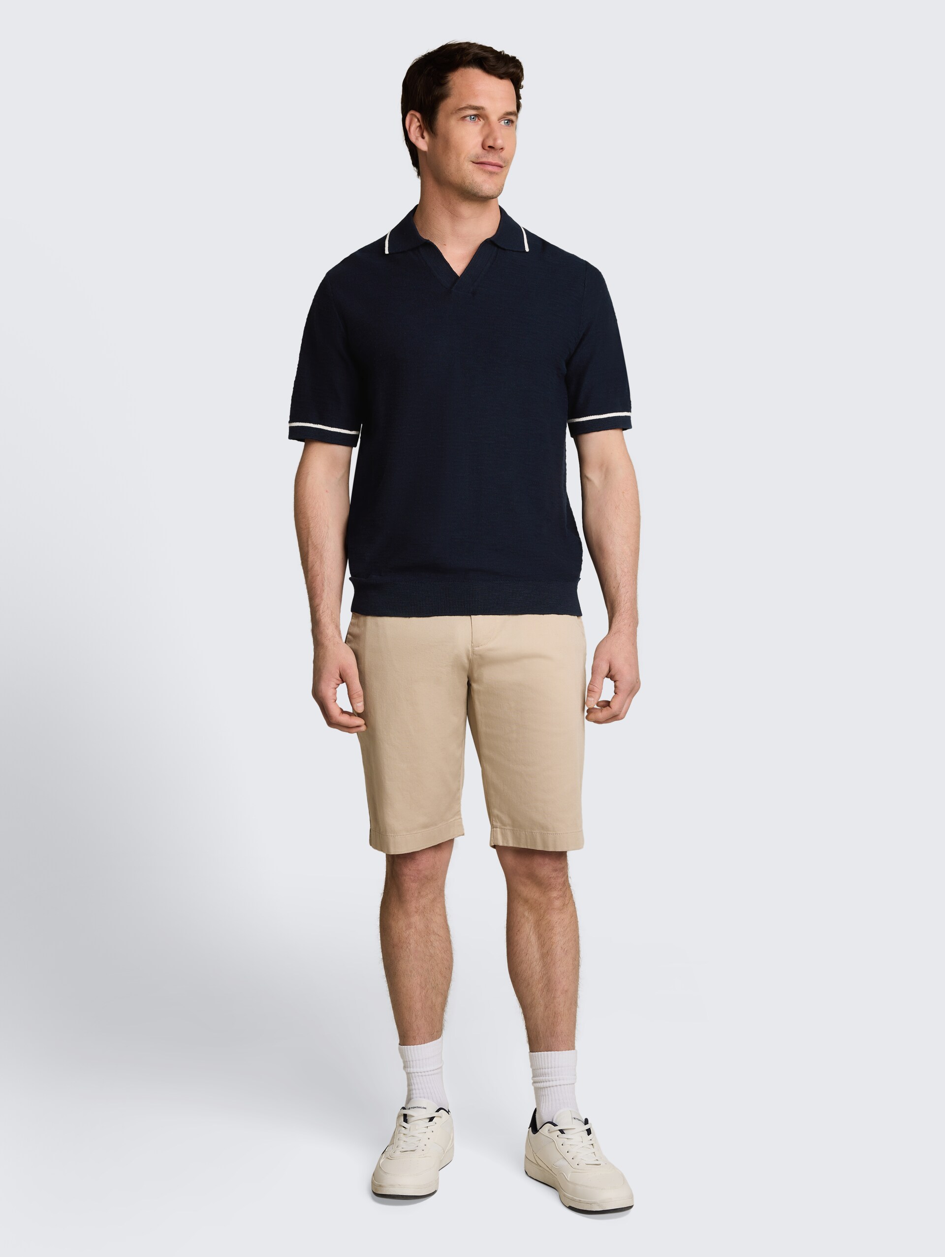 Strick-Poloshirt aus Baumwolle - sky captain blue - Model-Vorderansicht
