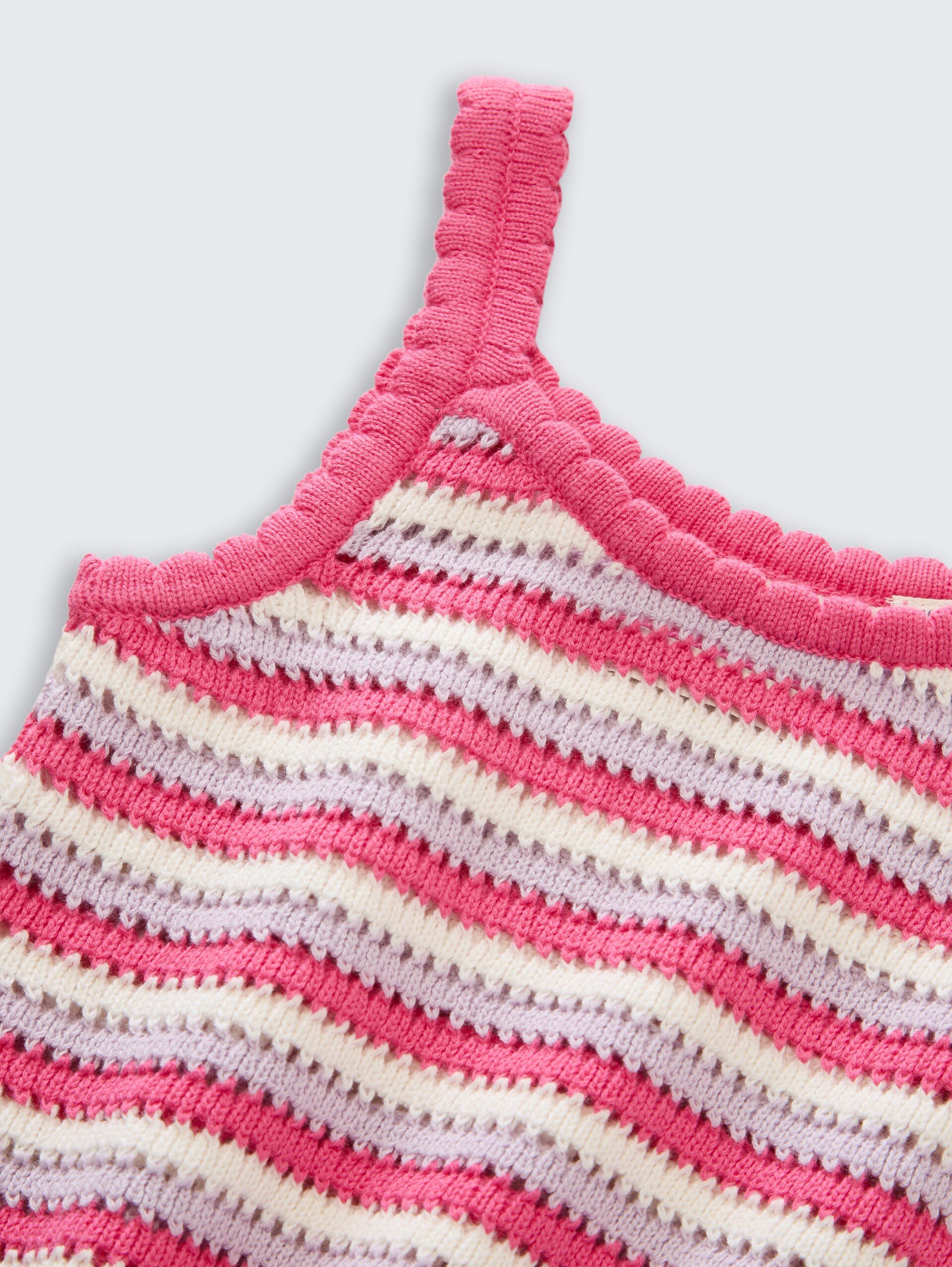 Top mit Streifenmuster - pink lilac stripe design - Detail-Model-Ansicht